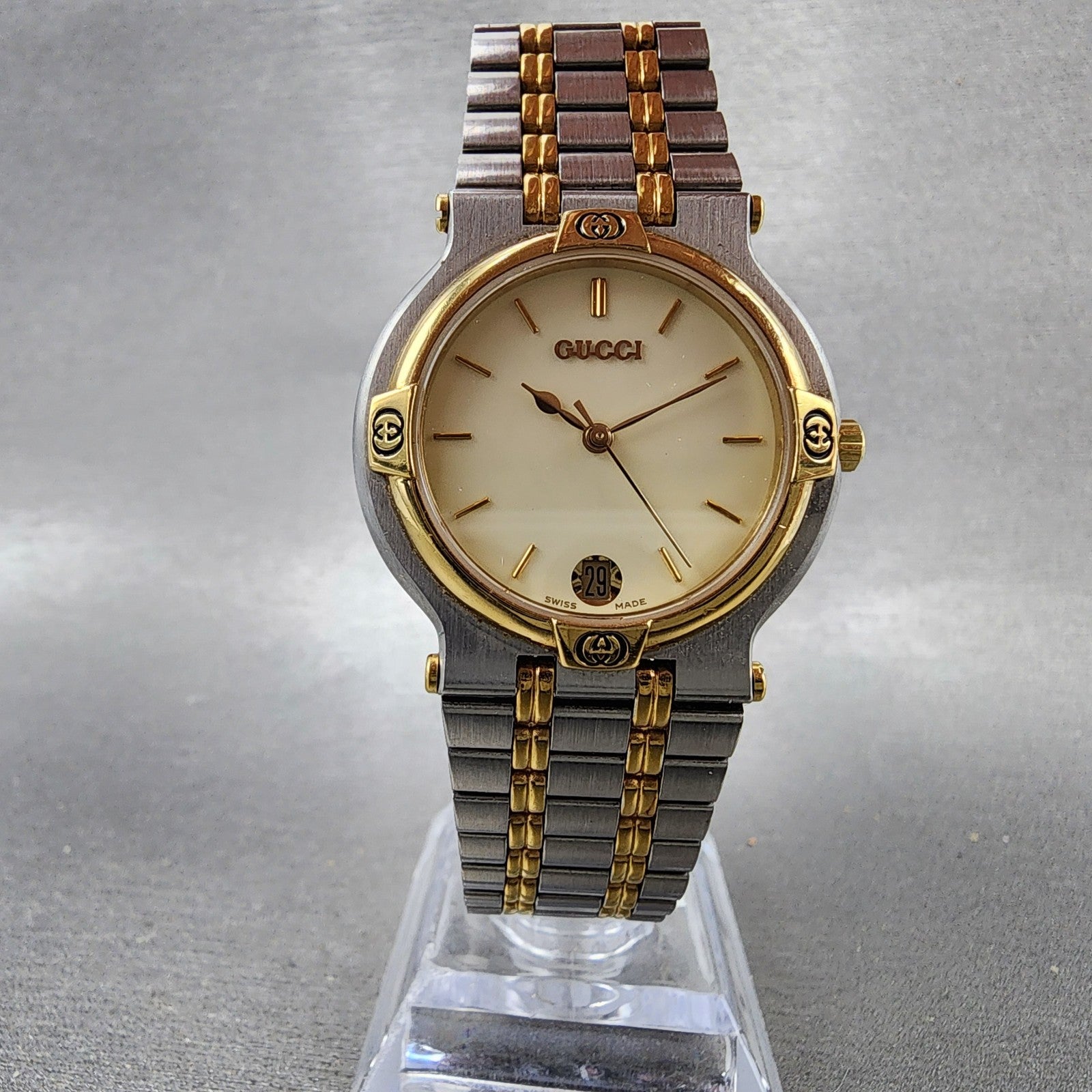 Gucci 9000M Watch Men 32mm Cream Dial Two Tone Date Round Bracelet New Battery5