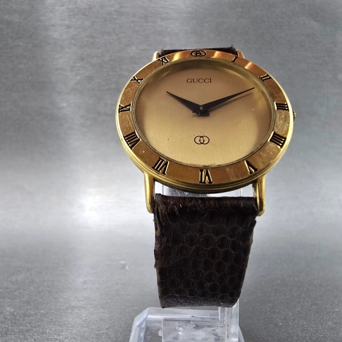 Gucci 3000M Watch Men 33mm Gold Dial Gold Plated Round VTG Swiss PARTS6
