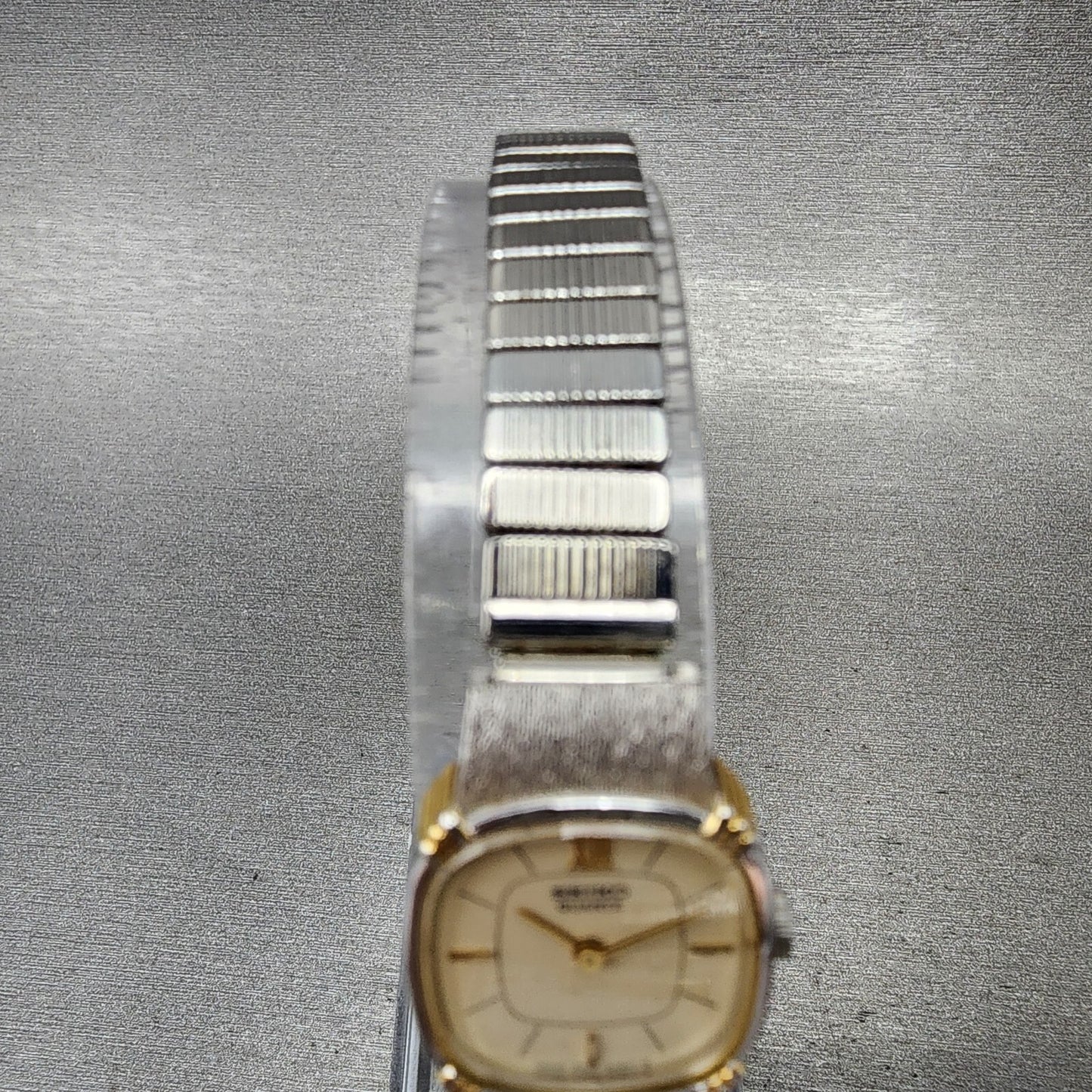 Seiko Watch Women 17mm Cream Dial Two Tone Rectangle 23206710 New Battery4