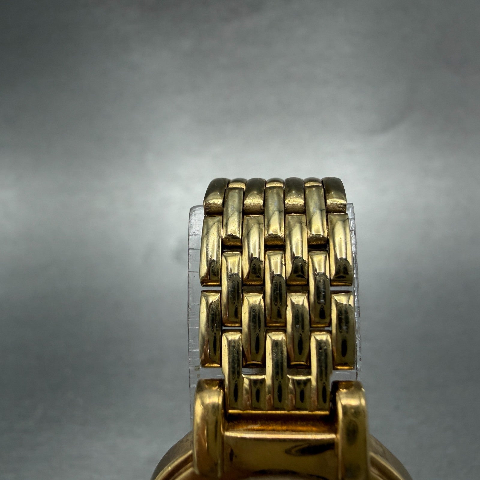 Seiko Watch Women 24mm Champagne Dial Gold Tone Round V701-1781 New Battery VTG4