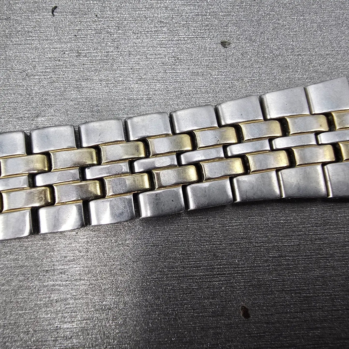 Seiko Bracelet 18mm Stainless Steel Two Tone Tri Folding Clasp VTG Japan 4A4K2C13