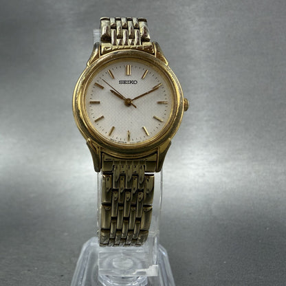 Seiko Watch Women 25mm White Dial Gold Tone Round V7011930 New Battery4