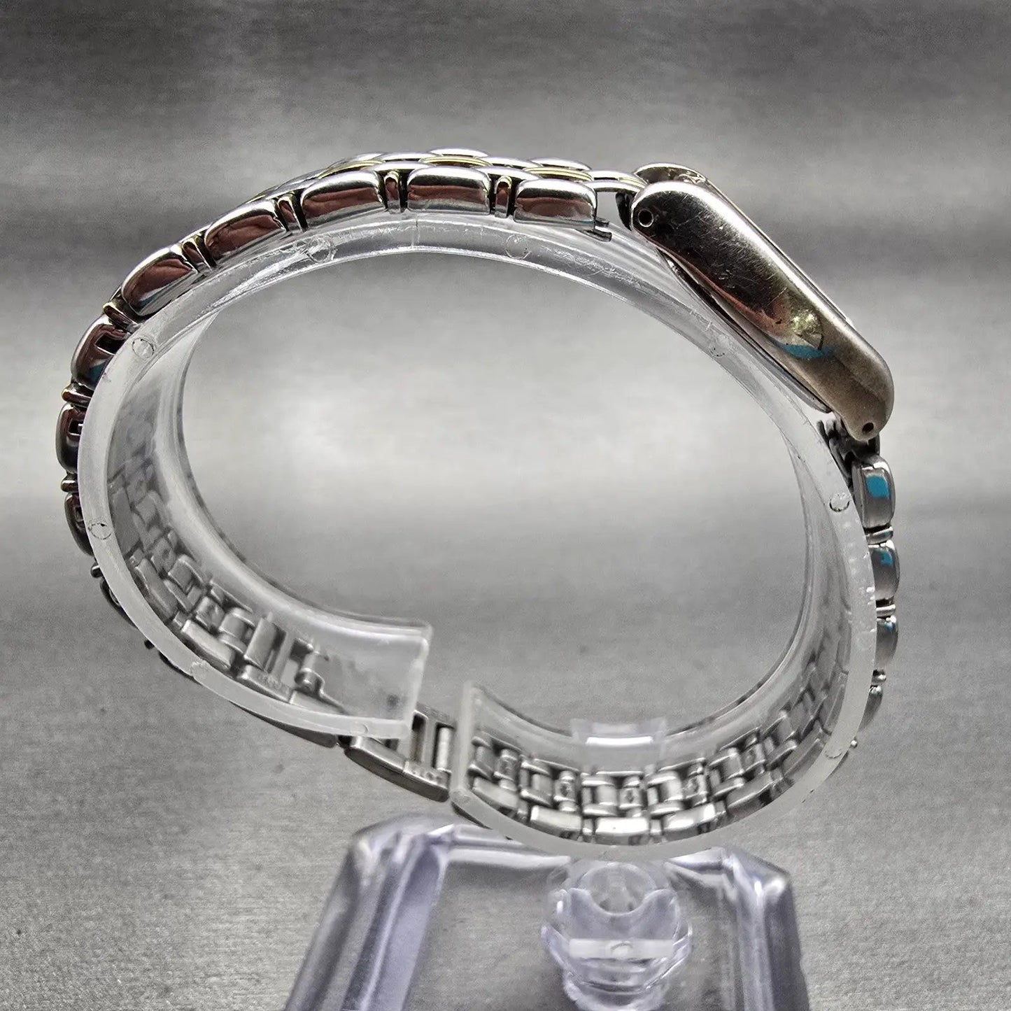 Seiko Watch Women 17mm White Dial Two Tone Oval 1N01-5C29 New Battery Vintage8