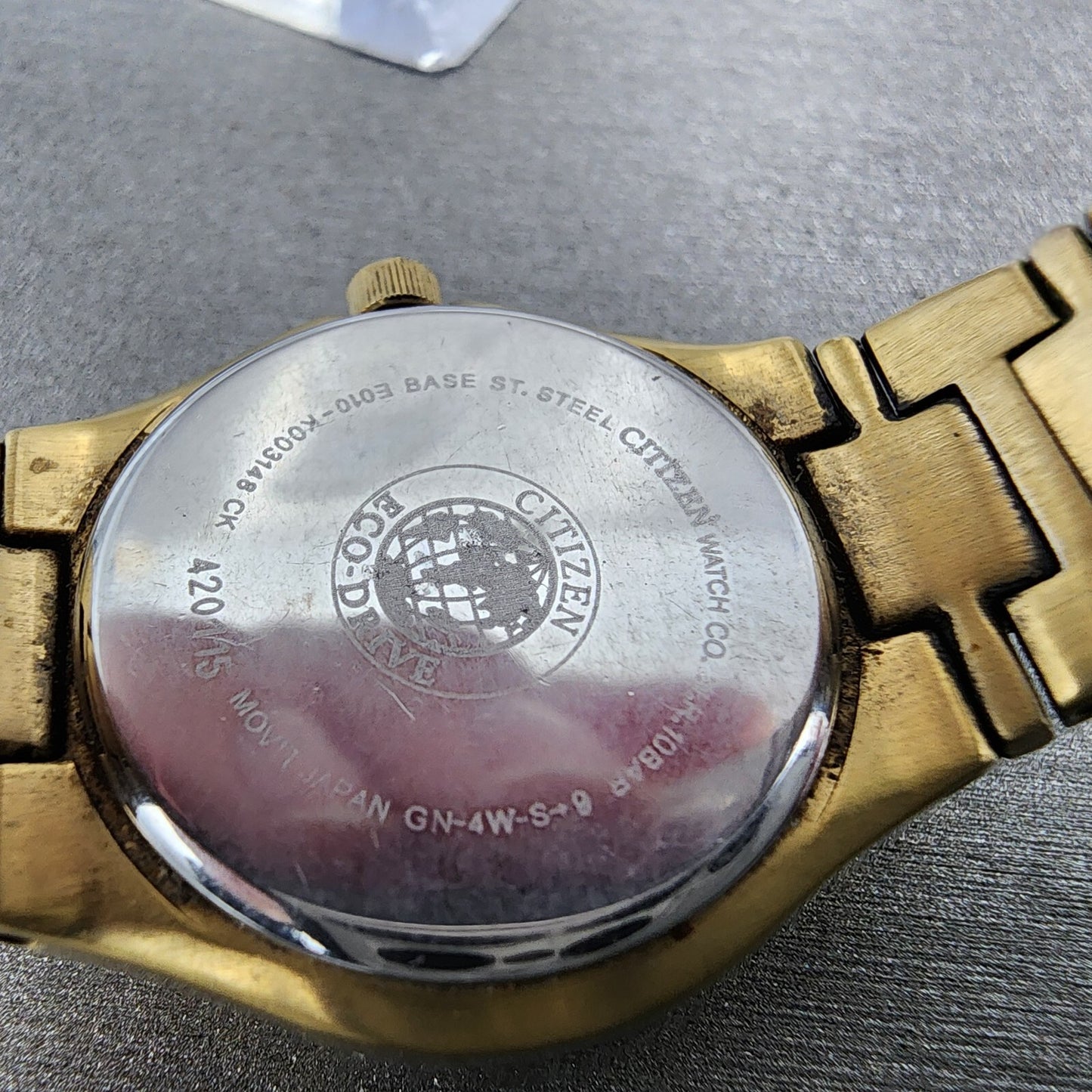 Citizen EcoDrive Watch Women 26mm White Dial Gold Tone Date Round Runs9