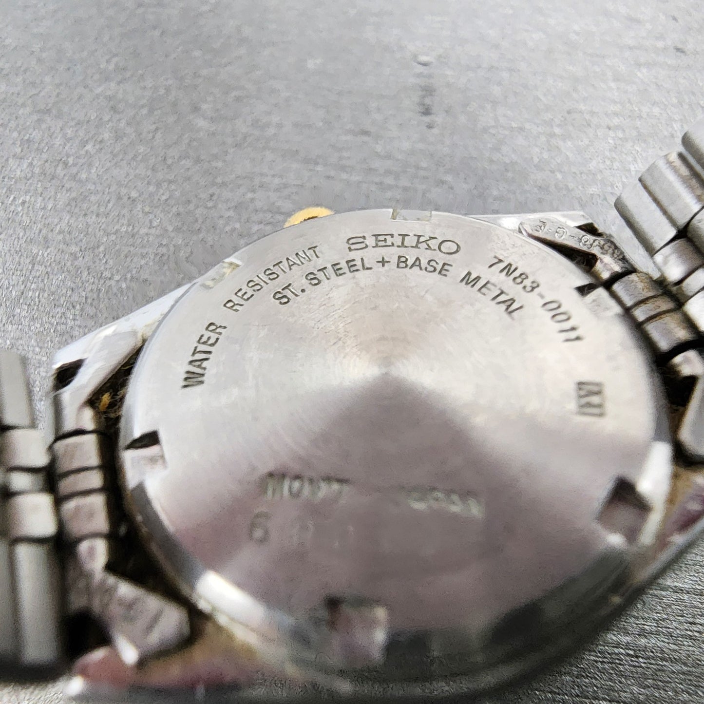 Seiko Watch Women 25mm White Dial Two Tone Daydate 7n430011 Round New Battery9