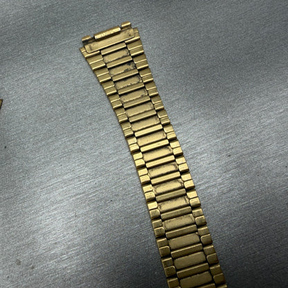 Seiko Bracelet 18mm Gold Tone Stainless Steel MISSING A PIECE Z1355L VTG8