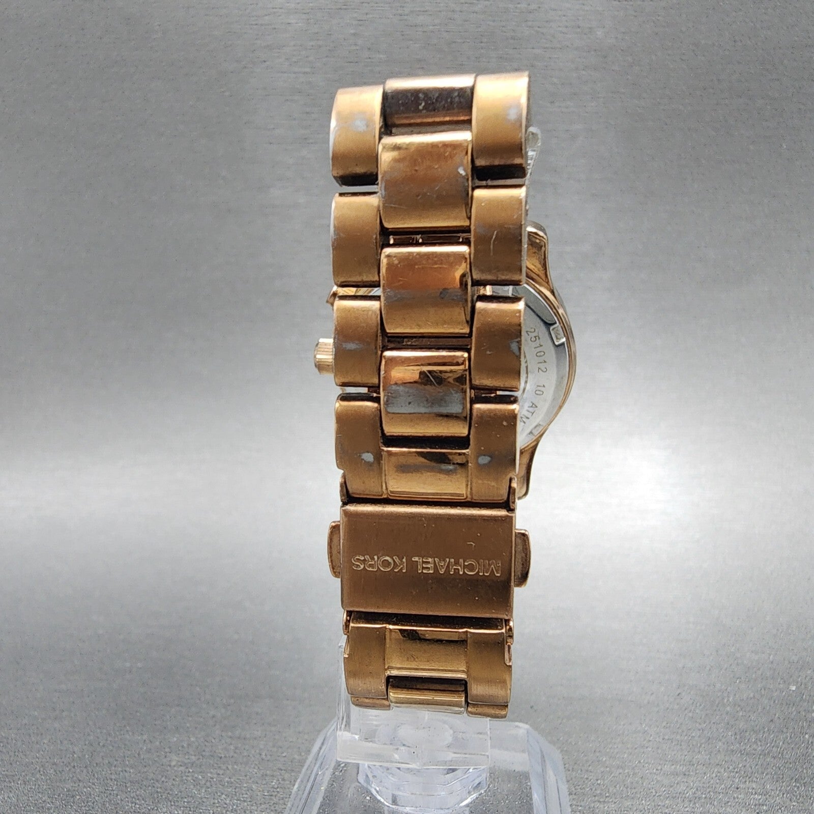 Michael Kors Runway Chronograph Watch Women 33mm Rose Dial Rose Gold Tone NewBat7