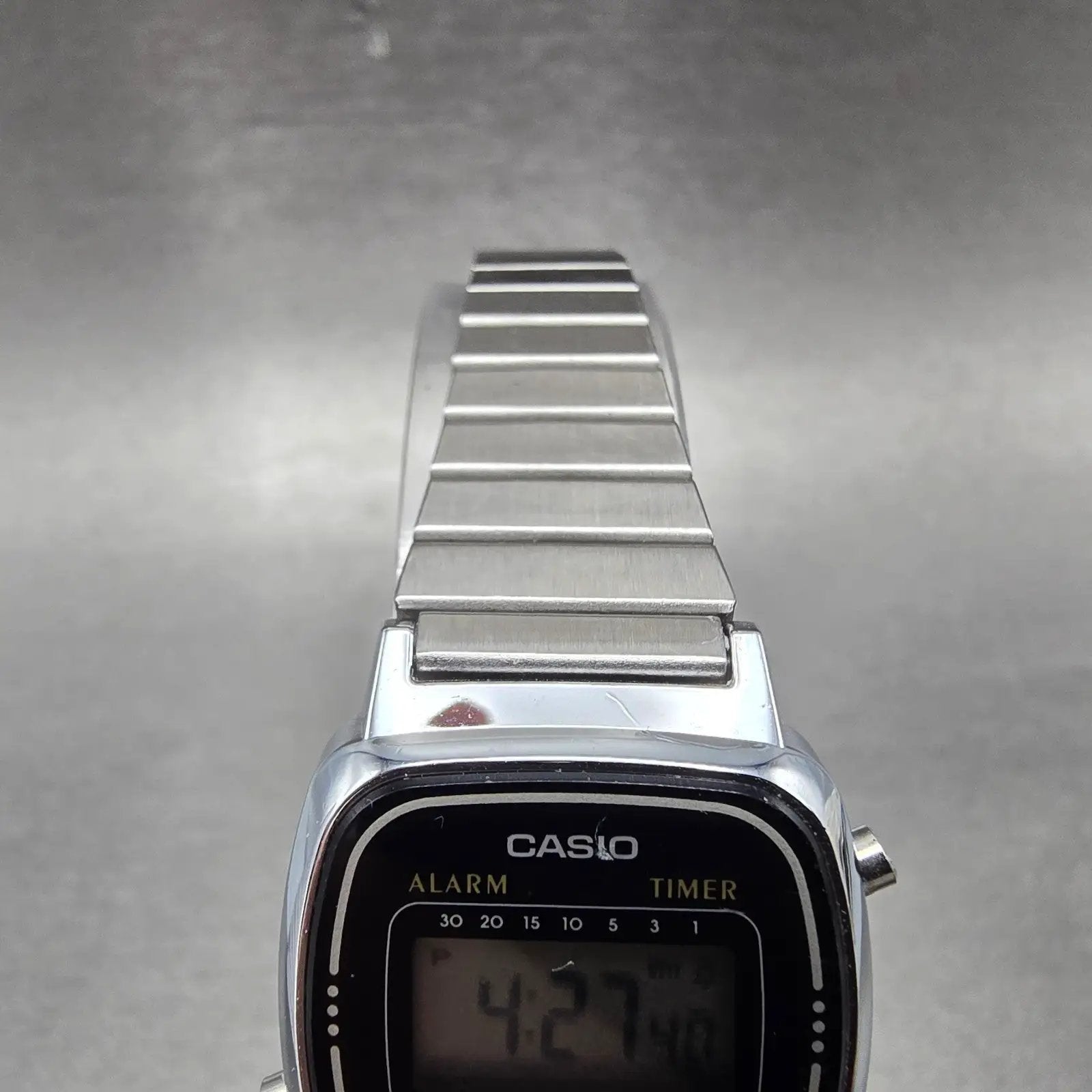 Casio Digital Watch Women 25mm Silver Alarm Chronograph Daydate LA670W New Batt5