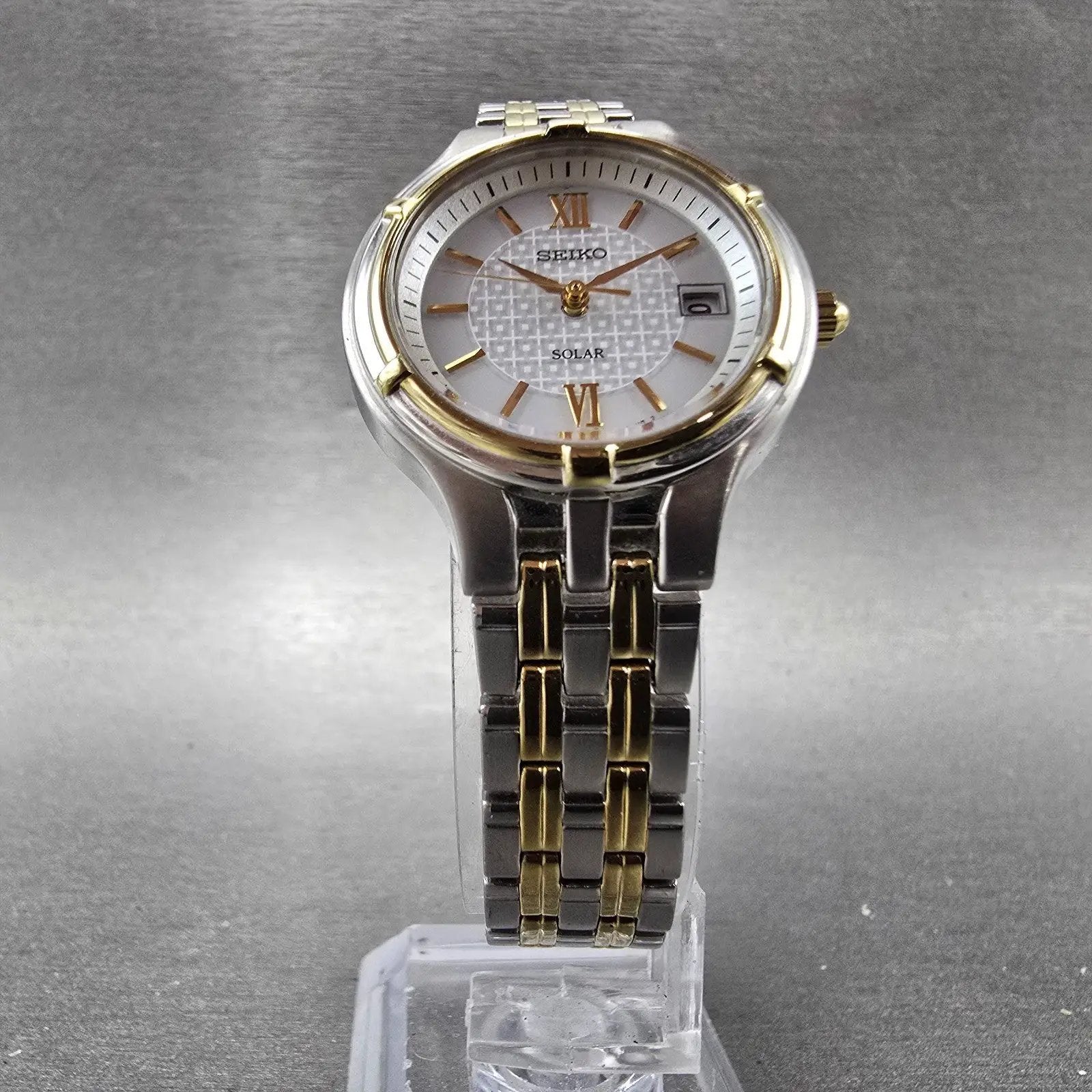 Seiko Solar Watch Women 28mm White Dial Two Tone Date Round V187-0AA0 Runs5