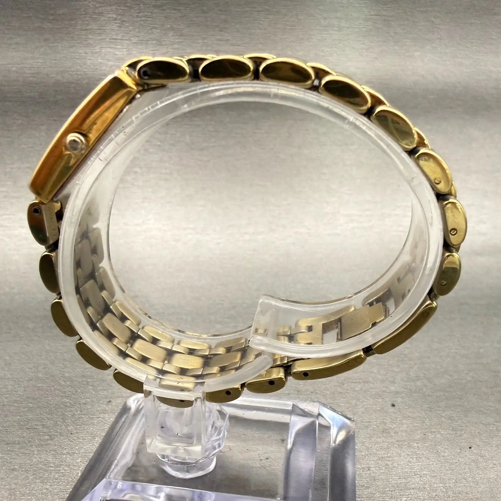 Seiko Watch Women 17mm Gold Dial Gold Tone Rectangle 1N00-6B79 New Battery VTG6
