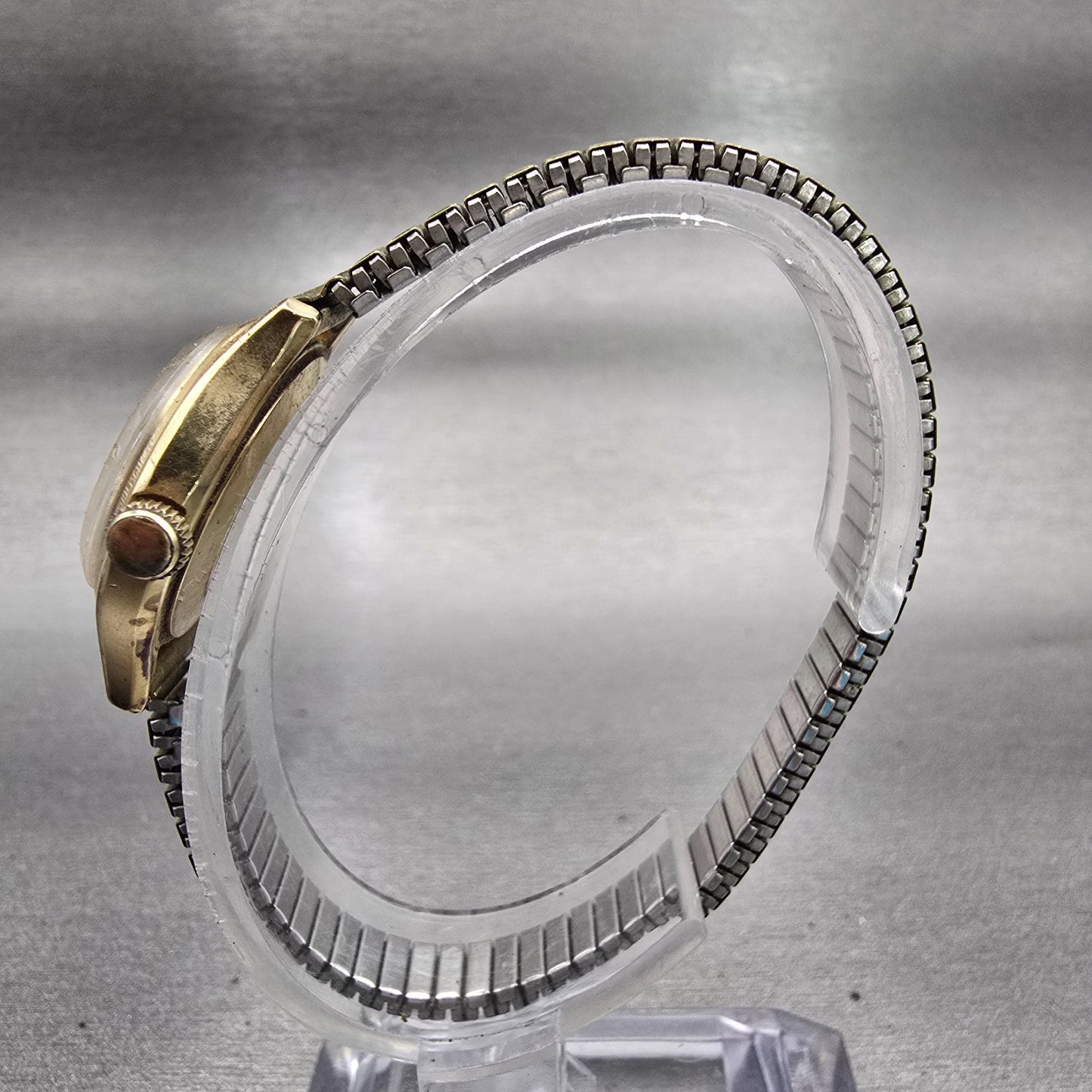 Seiko Watch Women 24mm White Dial Gold Tone Round 17-0730 Manal Wind Runs VTG6