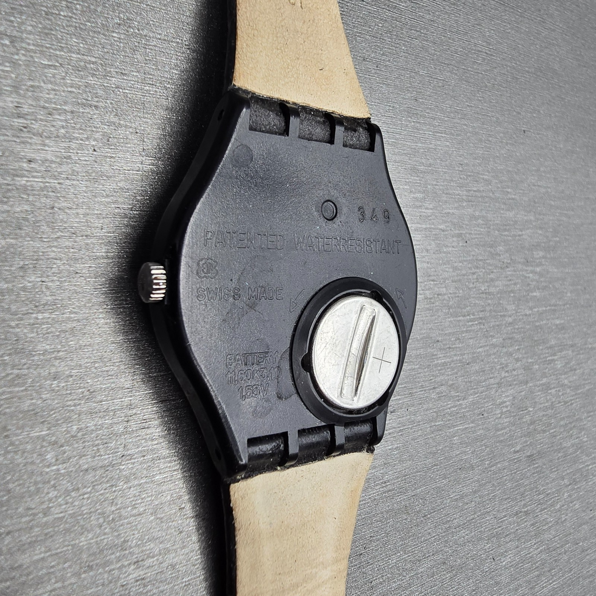 Swatch Enigmatic Love Watch Men 35mm White Dial Black Case Round GB218 New Batt12