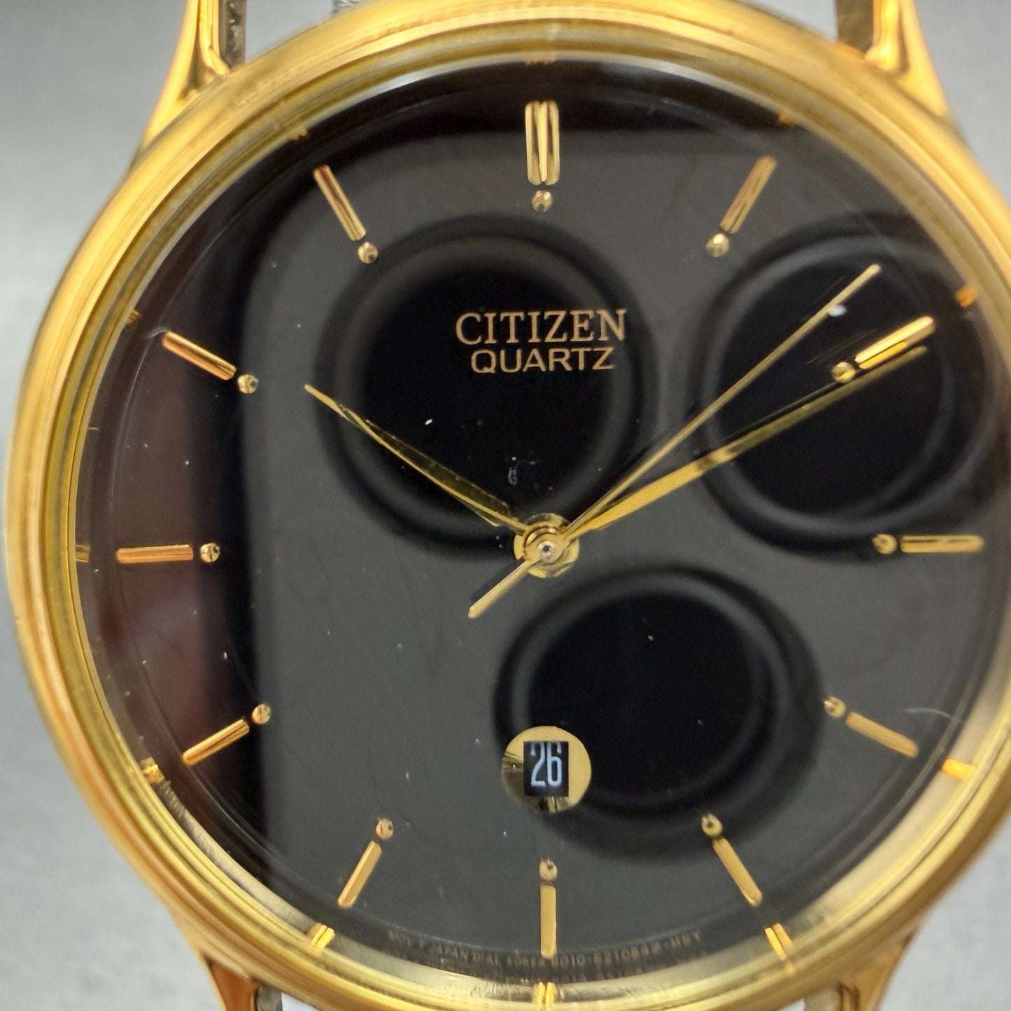 Citizen Watch Unisex 33mm Black Dial Gold Tone Date Round New Battery NOS1