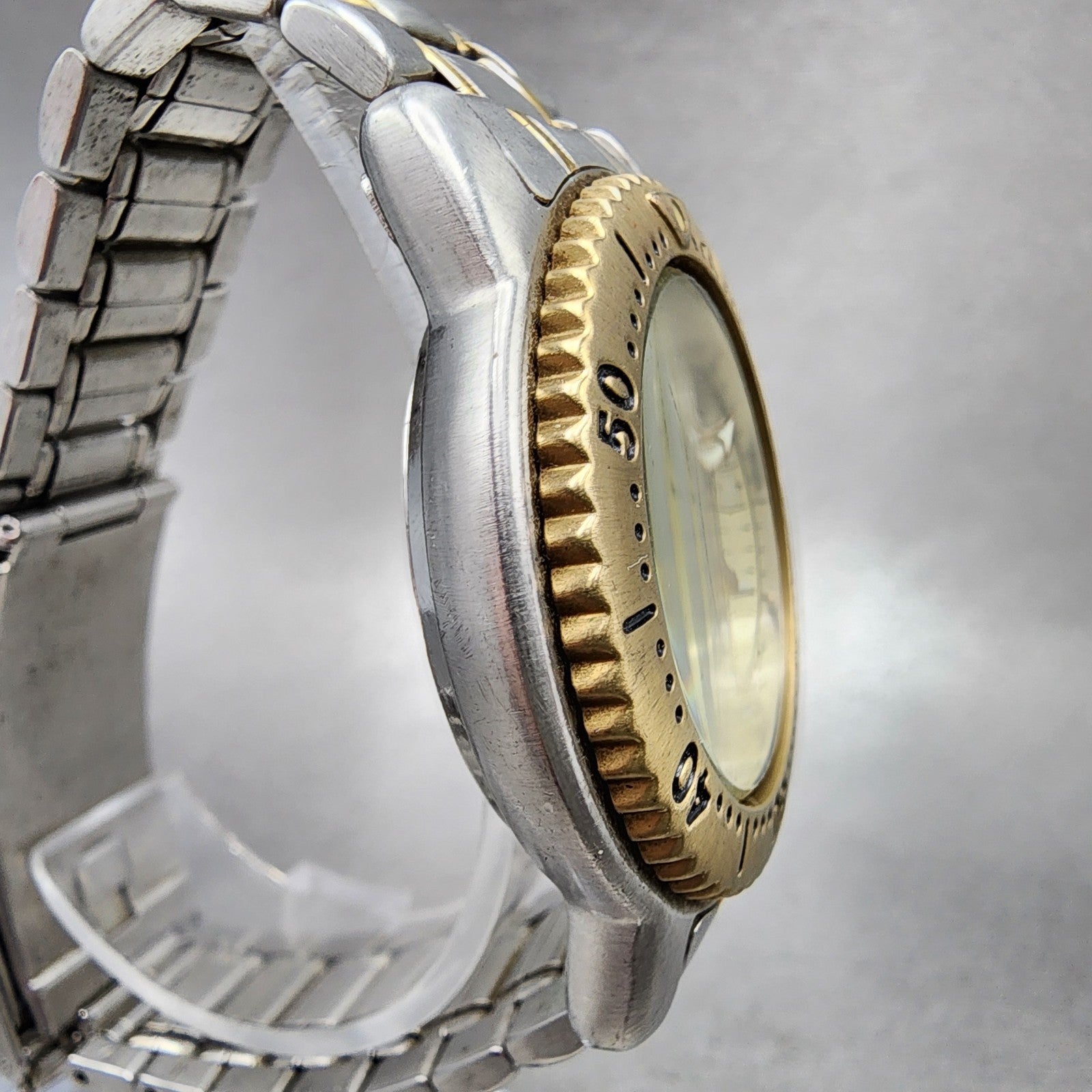 Seiko Scuba Watch Men 37mm Champagne Dial Two Tone Date 5h256070 New Battery3