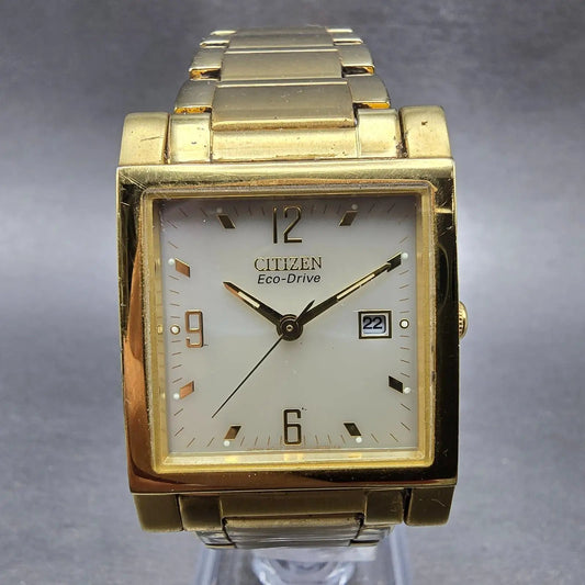 Citizen Eco-Drive Tank Watch Men 27mm White Dial Gold Date E010-S95986 Runs JP0