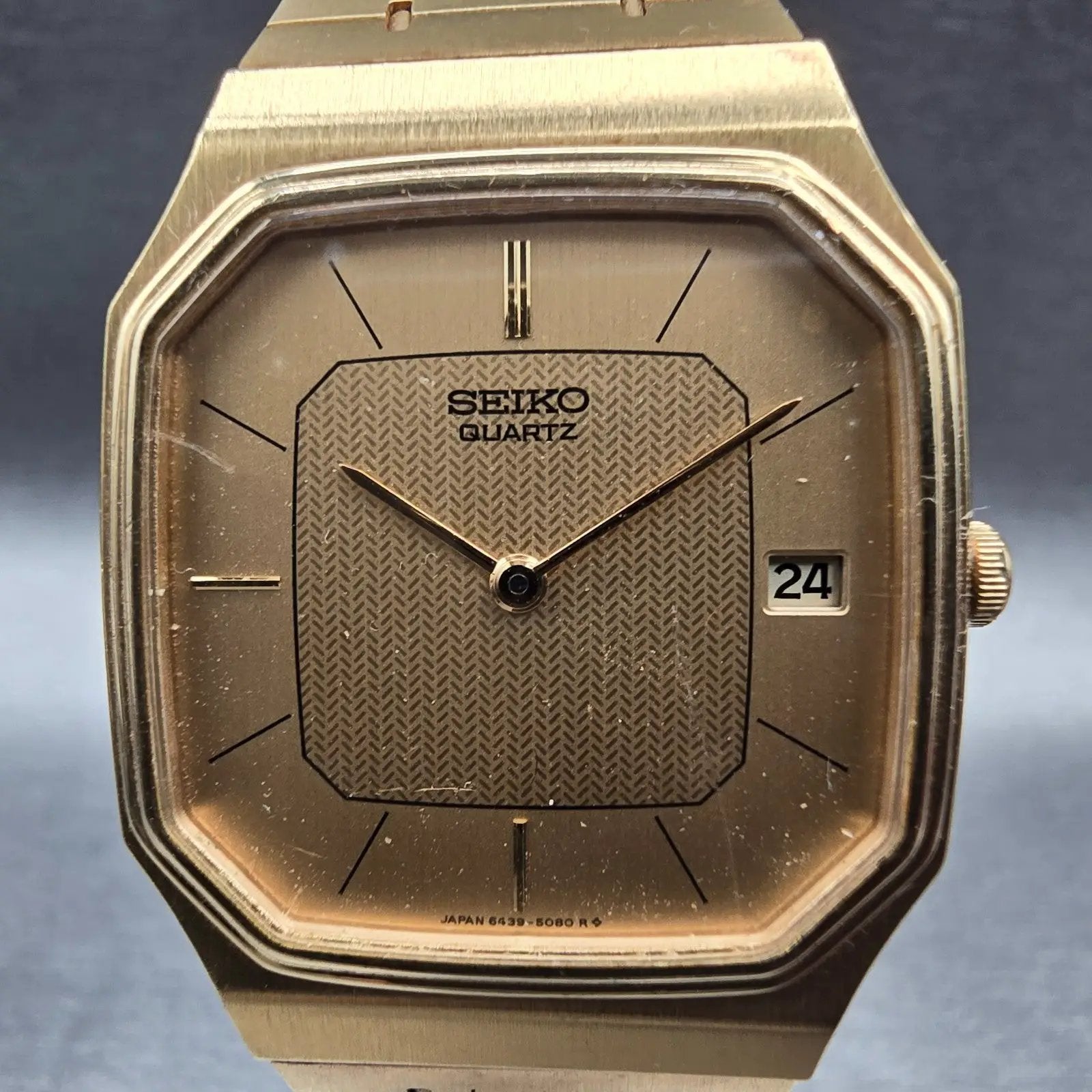 Seiko Watch Men 29mm Gold Dial Gold Tone Date Rectangle 6439-5039 New Battery1