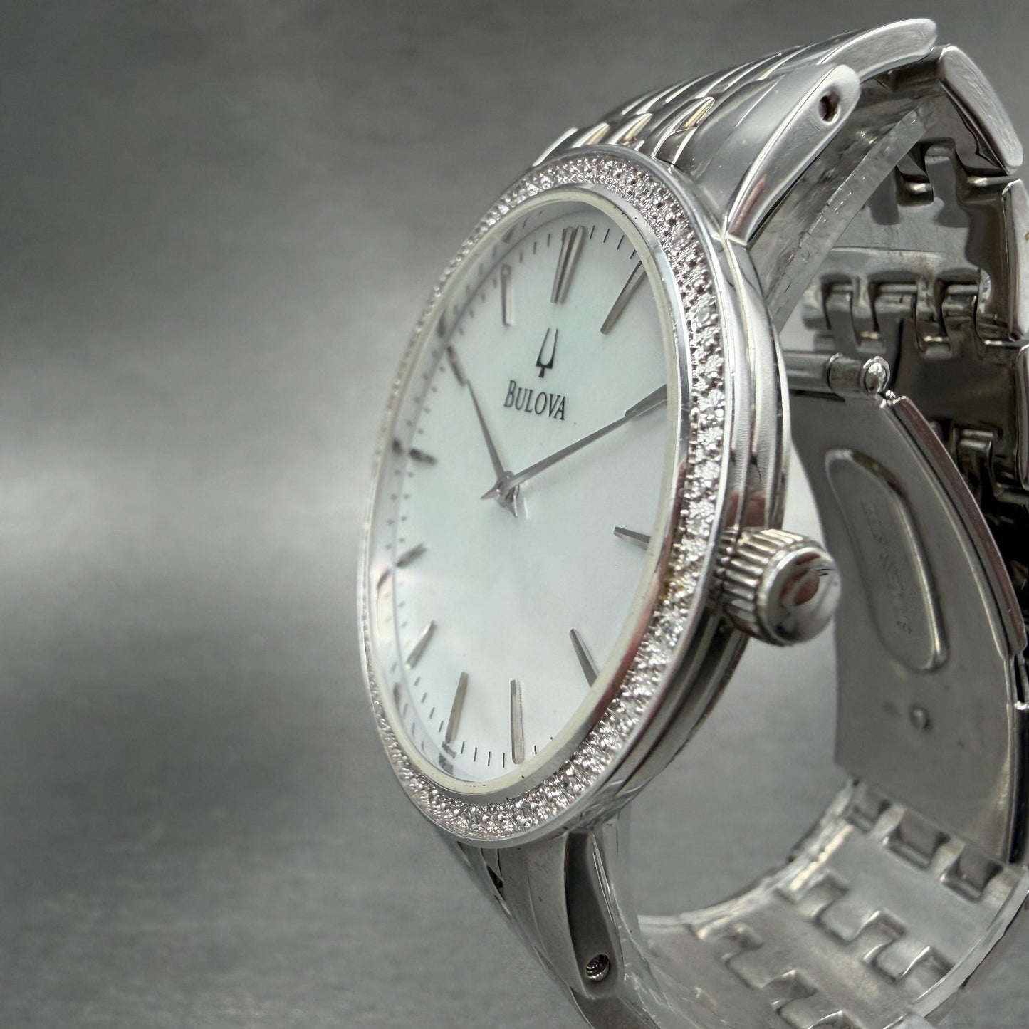 Bulova Watch Men 38mm MOP Dial Silver Tone Diamond Round 96E110 New Battery2