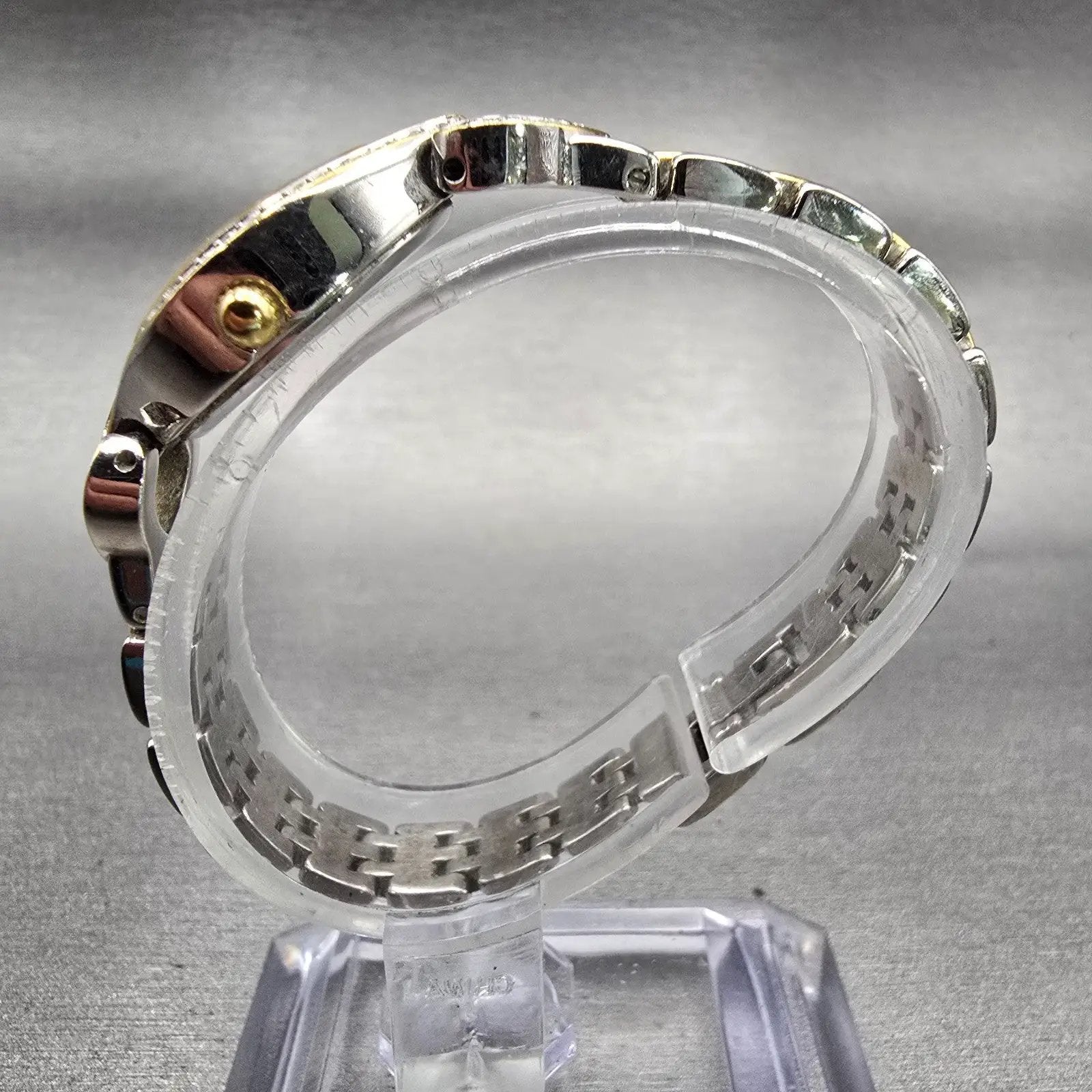 Bulova Caravelle Watch Women 18mm White Dial Silver Tone Gemmed 45L96 New Batt6