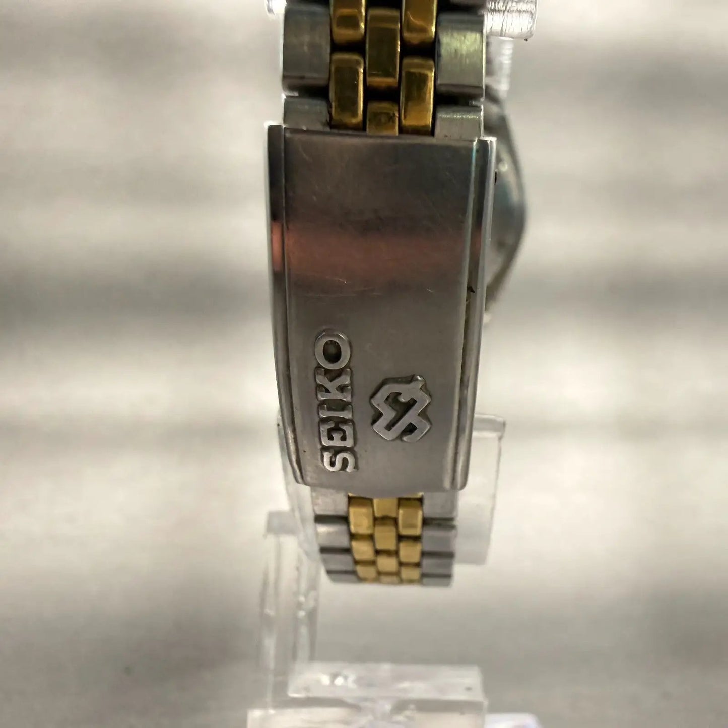 48533275