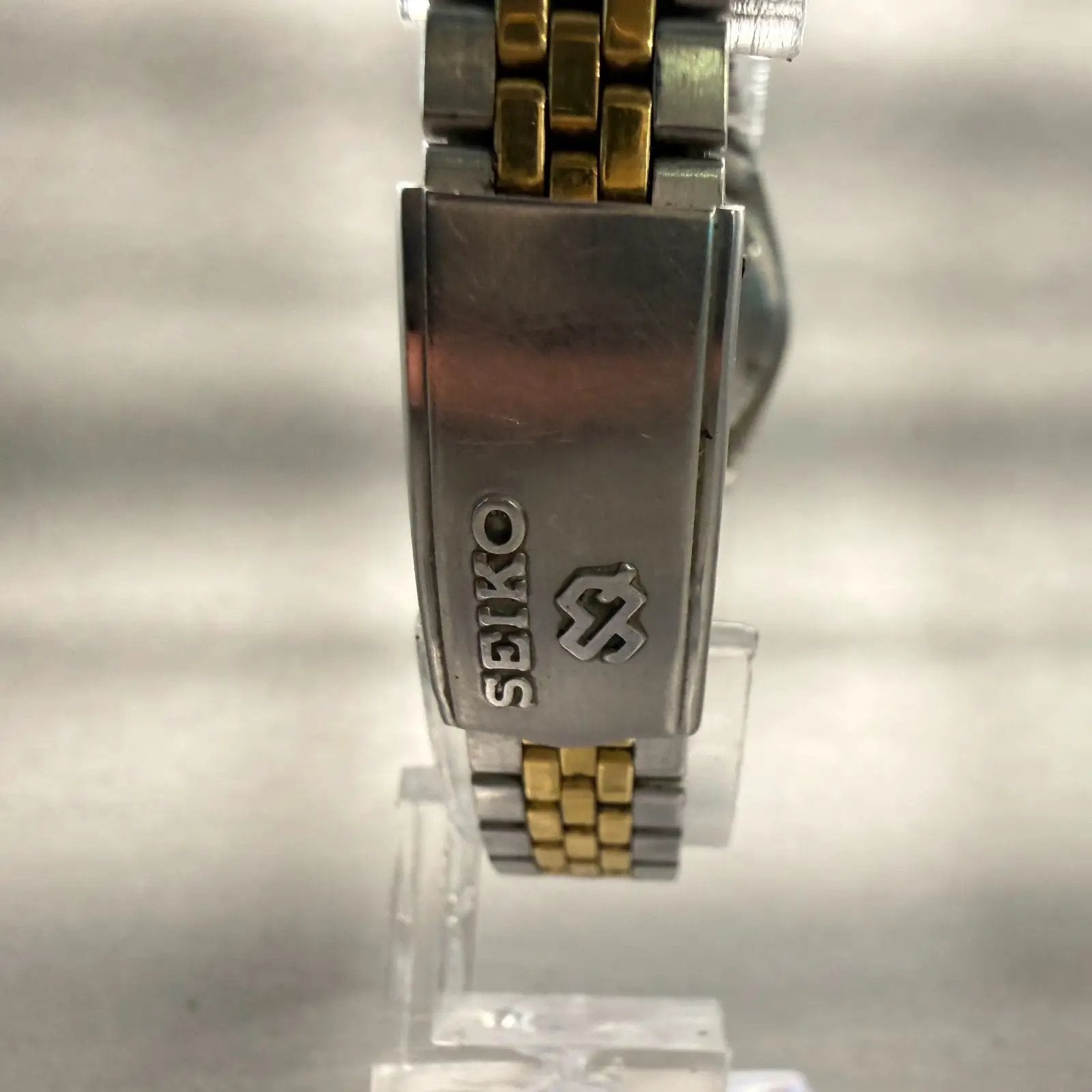 48533275