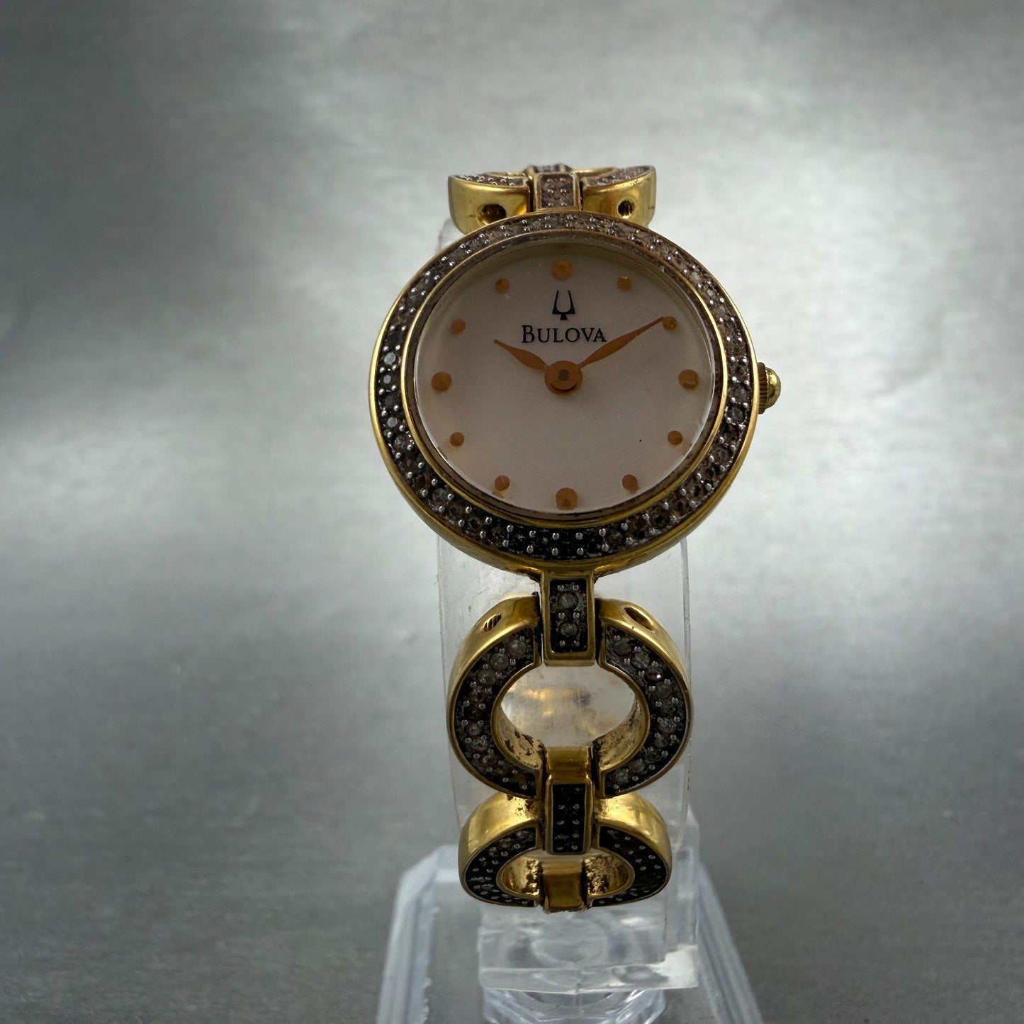 Bulova Watch Women 22mm MOP Dial Gold Tone Round 98V26 New Battery Vintage5