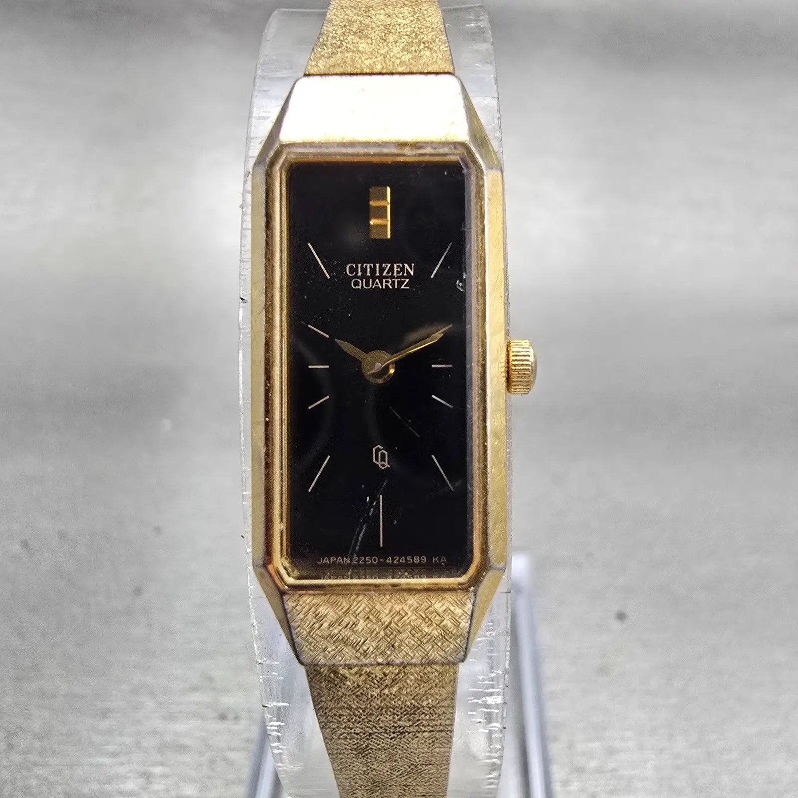 Citizen CQ Watch Women 12mm Black Dial Gold Tone Rectangle 2250-223373 New Batt0