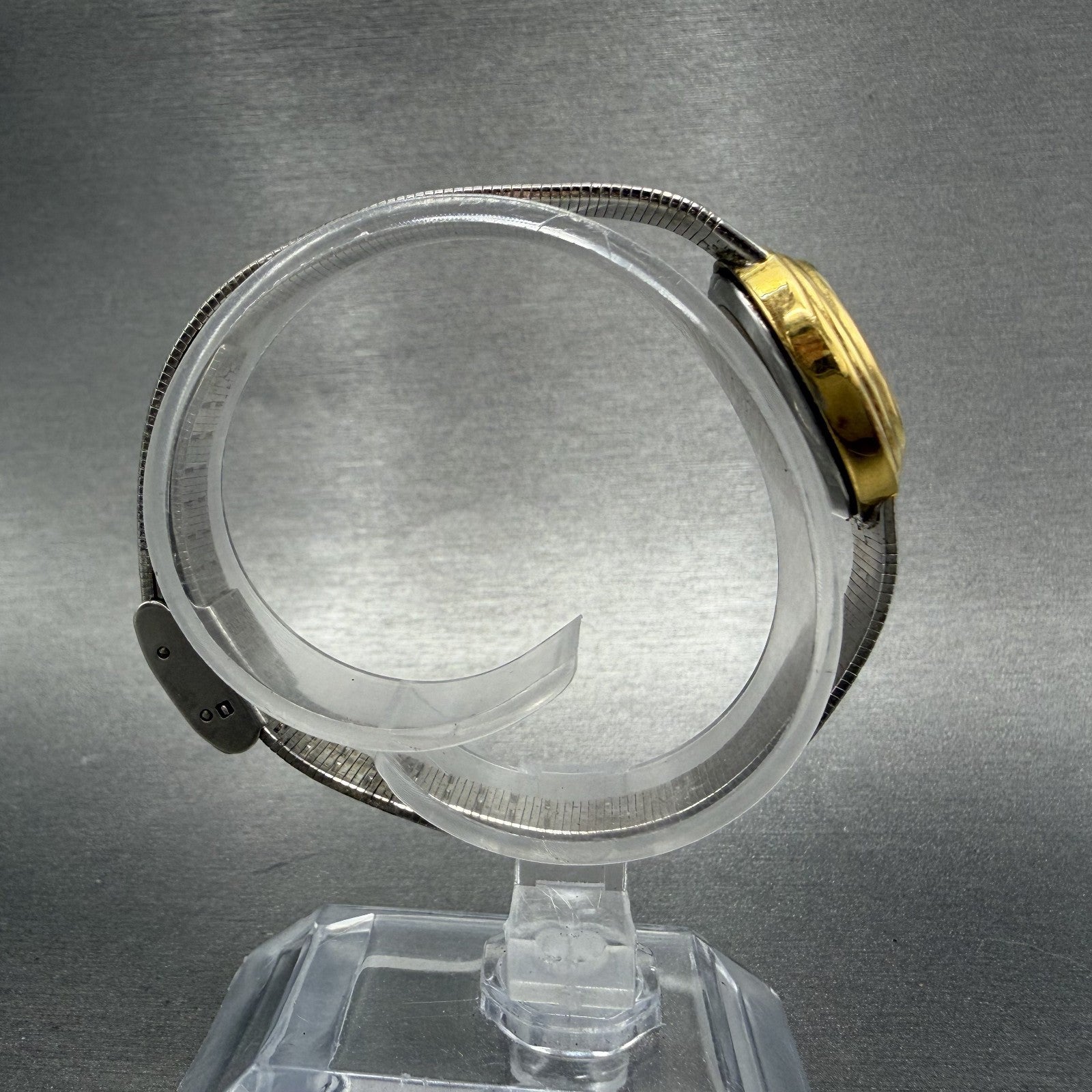 Waltham Watch Women 18mm Silver Dial Two Tone Oval Mesh Band New Battery VTG8