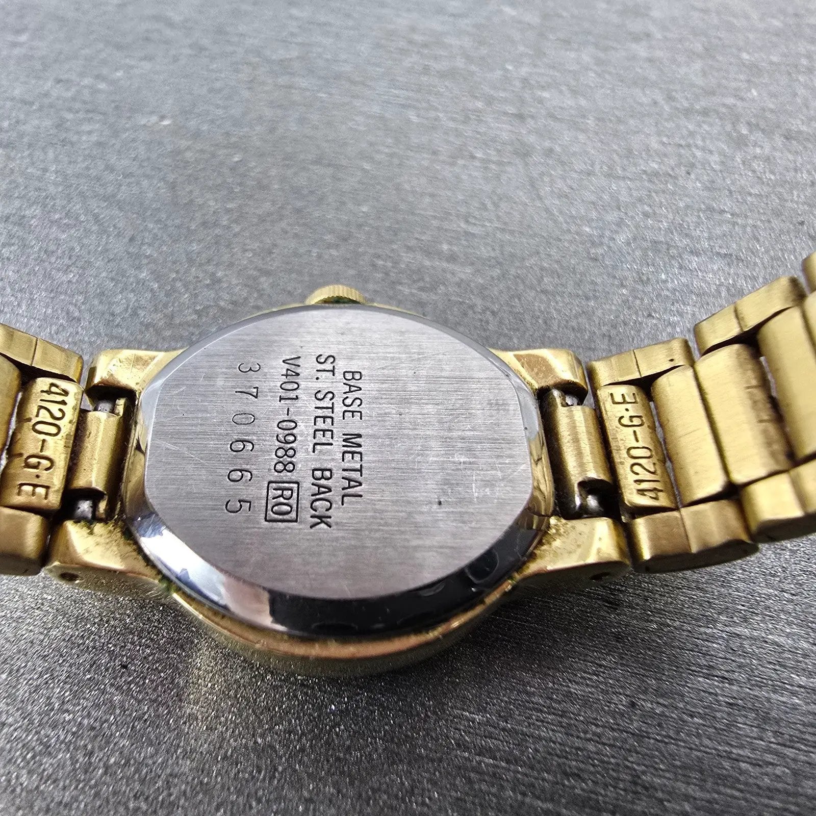 Seiko Watch Women 19mm Cream Dial Gold Tone Round Vintage V401-0988 New BatteryK9