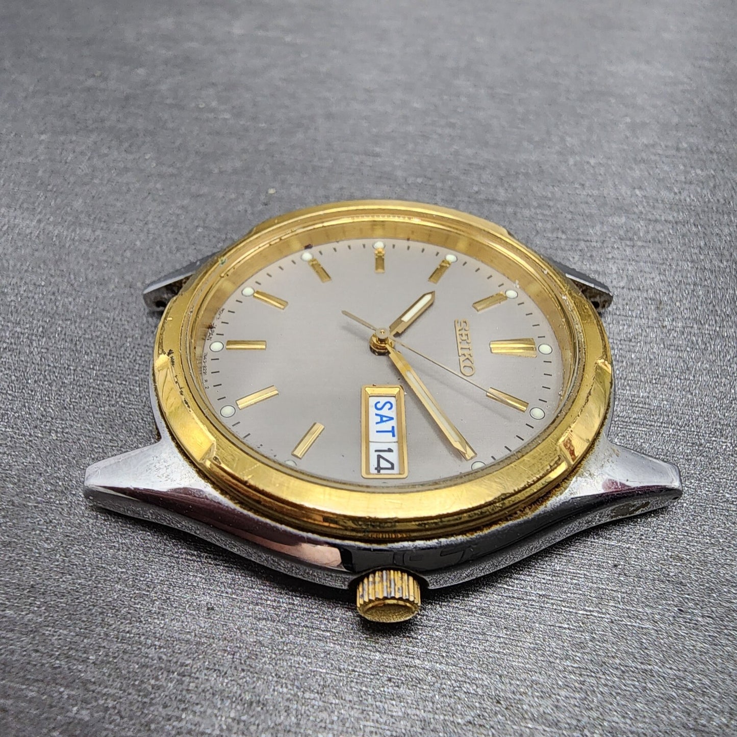 Seiko Watch Men 37mm Gray Dial Two Tone Daydate Round 7N438199 New Battery5