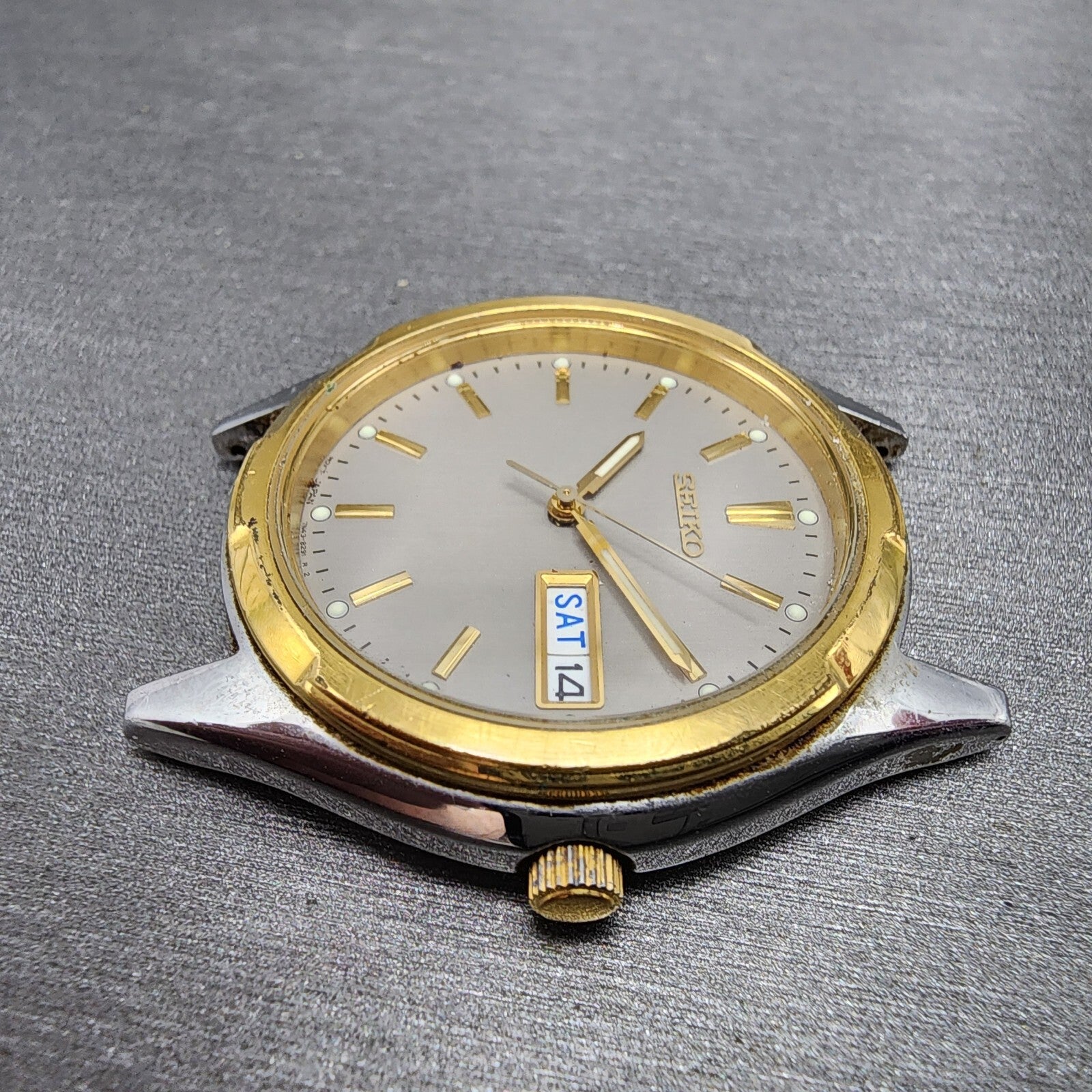 Seiko Watch Men 37mm Gray Dial Two Tone Daydate Round 7N438199 New Battery5