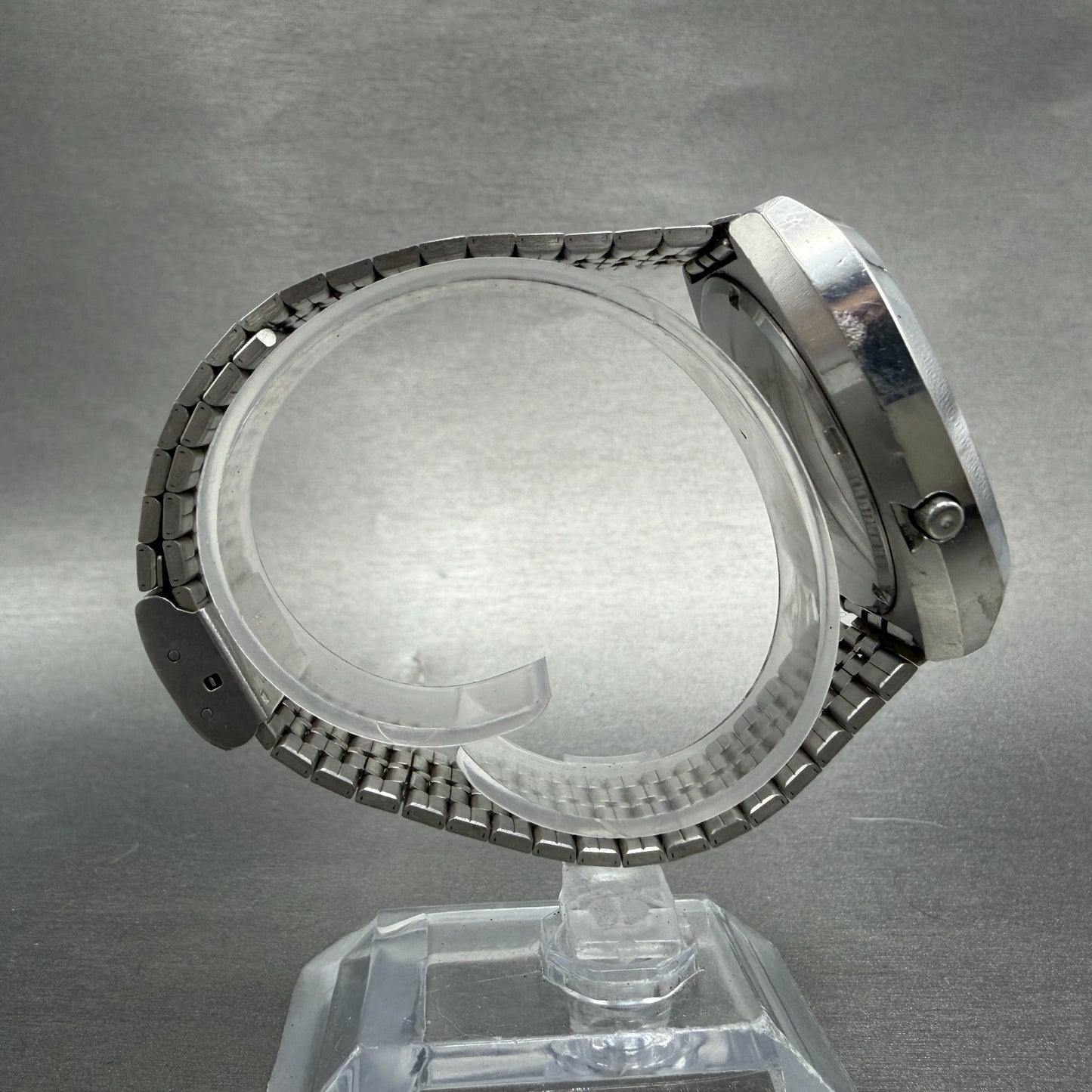 Orient Digital Watch Men 39mm LCD Silver Tone Green Dial TS641102-40 PARTS9