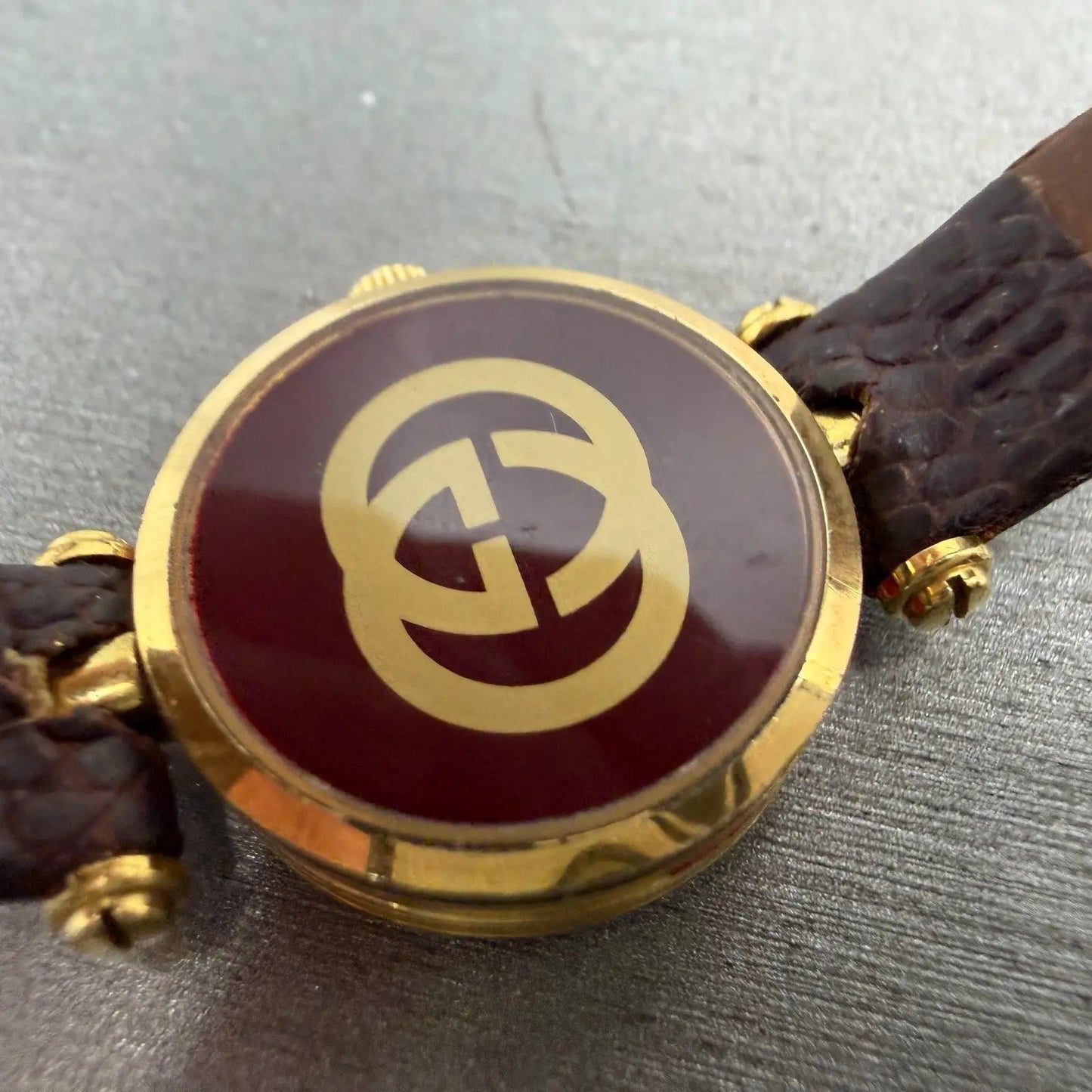 Gucci 2000L Watch Women 22mm Champgne Dial Gold Plated Round New Battery Vintage9