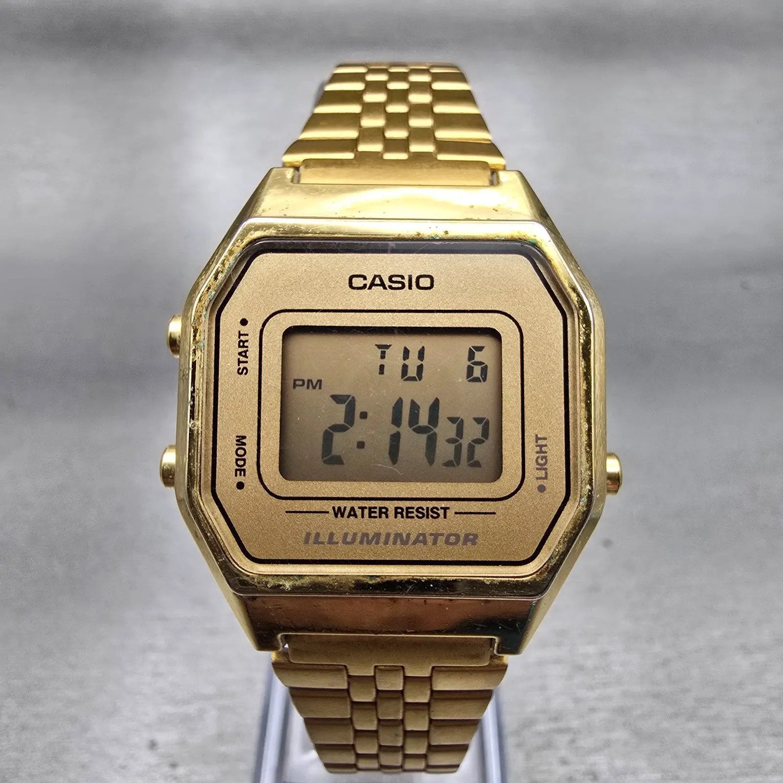 Casio Illuminator LA680W Watch Men 28mm Gold Dial Gold Tone Chrono Alarm New Bat0