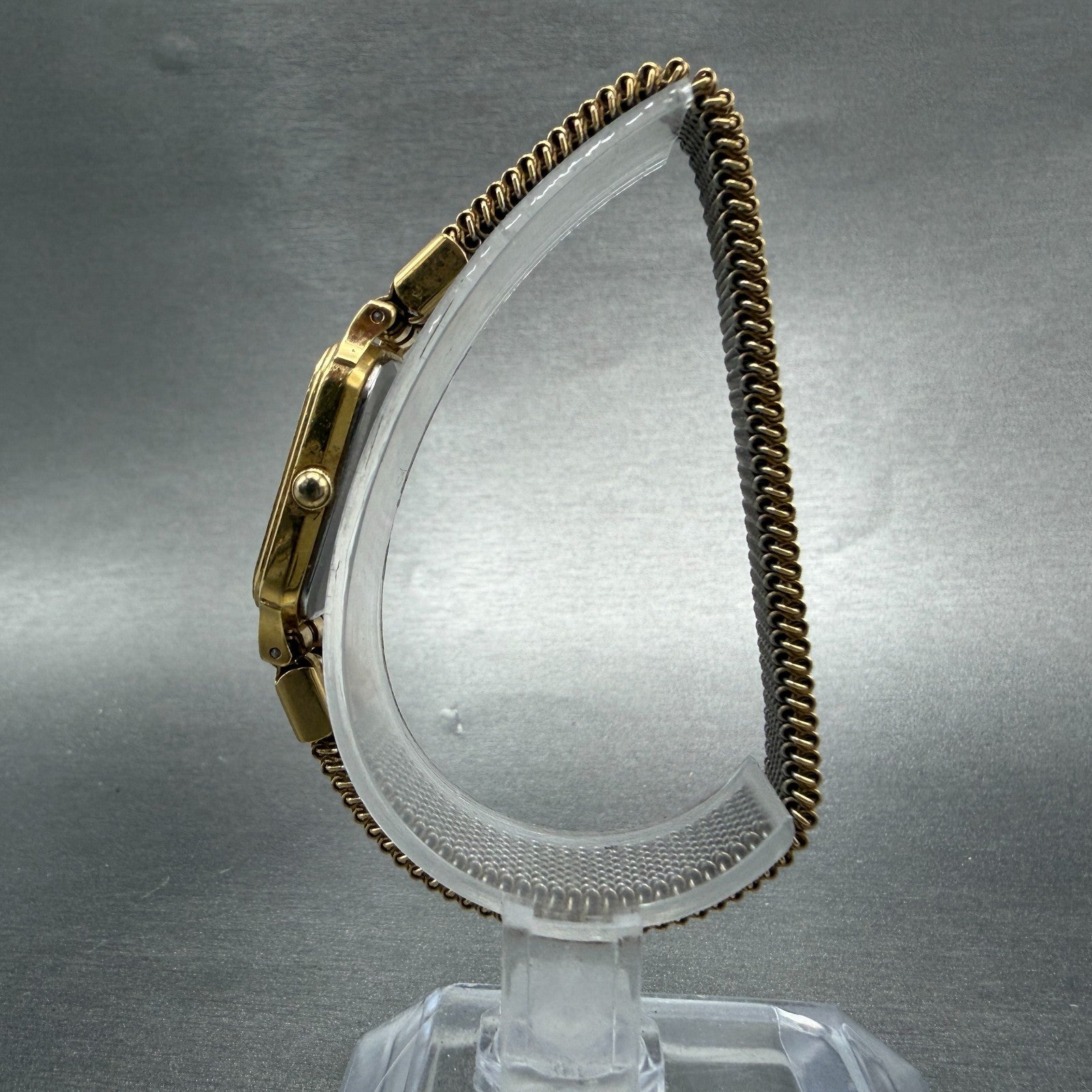 Seiko Tank Watch Women 20mm Champagne Dial Gold Tone 7321-5270 New Battery6