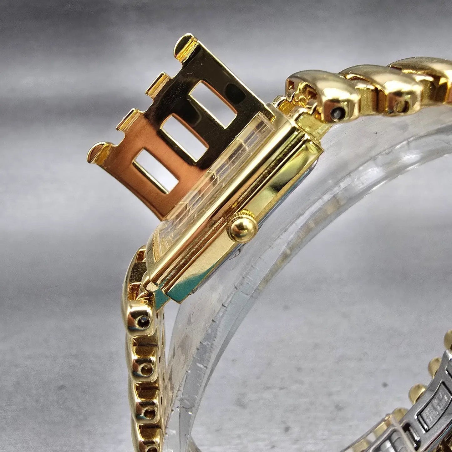 Citizen Elegance Watch Women 14mm MOP Dial Gold Tone 8421-S68971 New Battery3