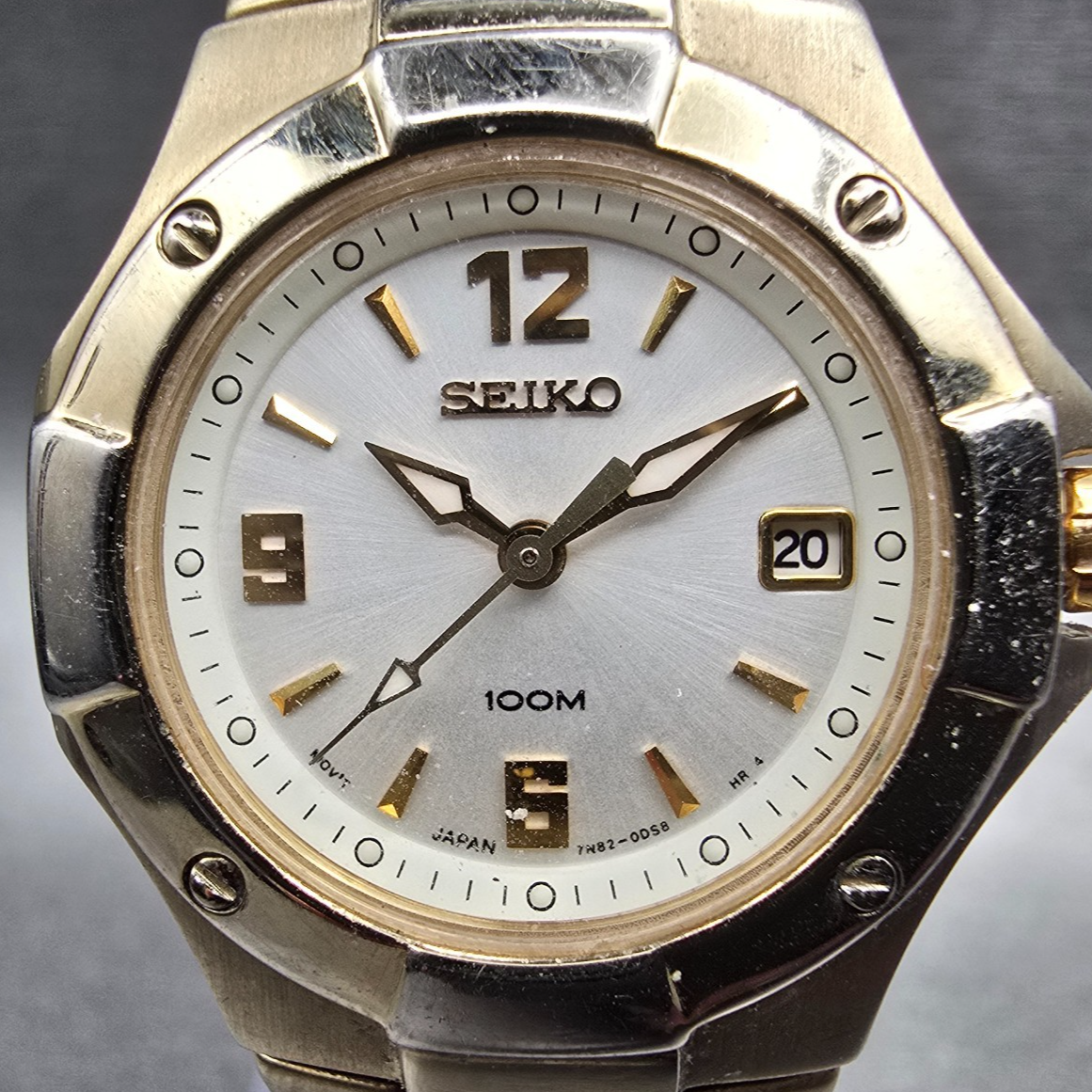 Seiko Watch Women 26mm White Dial Two Tone Date Round 7N82-0BE0 New Battery1