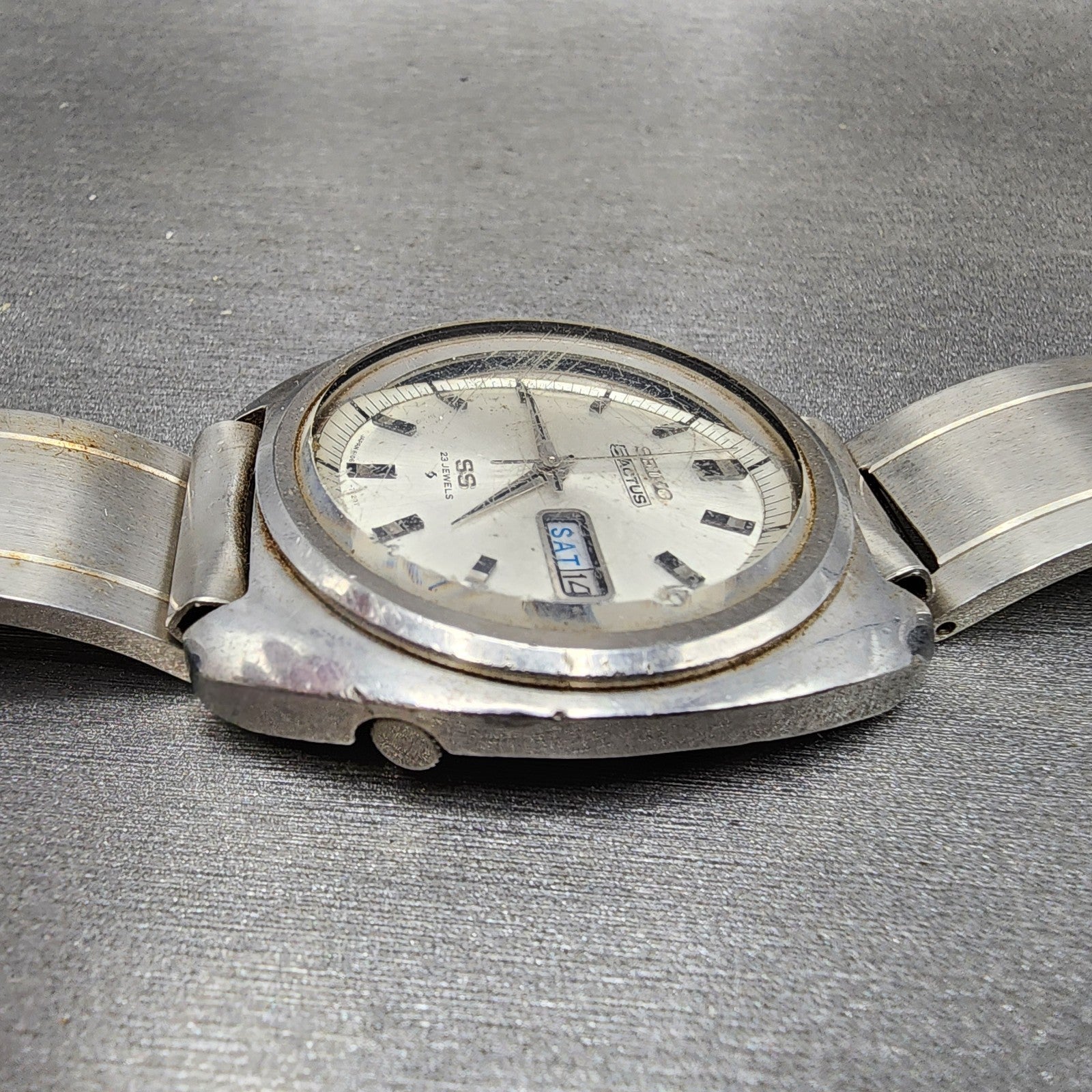 Seiko 5Actus Watch Men 39mm Silver Dial Silver Tone Daydate 61067420 PARTS4
