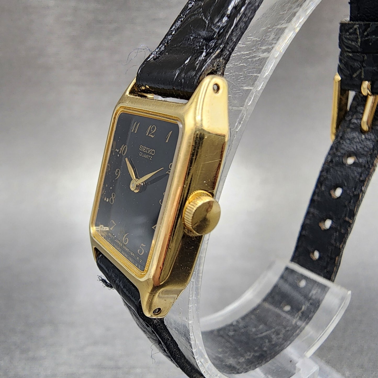 Seiko Tank Watch Women 17mm Black Dial Gold Tone Rectangle V4005538 New Battery2