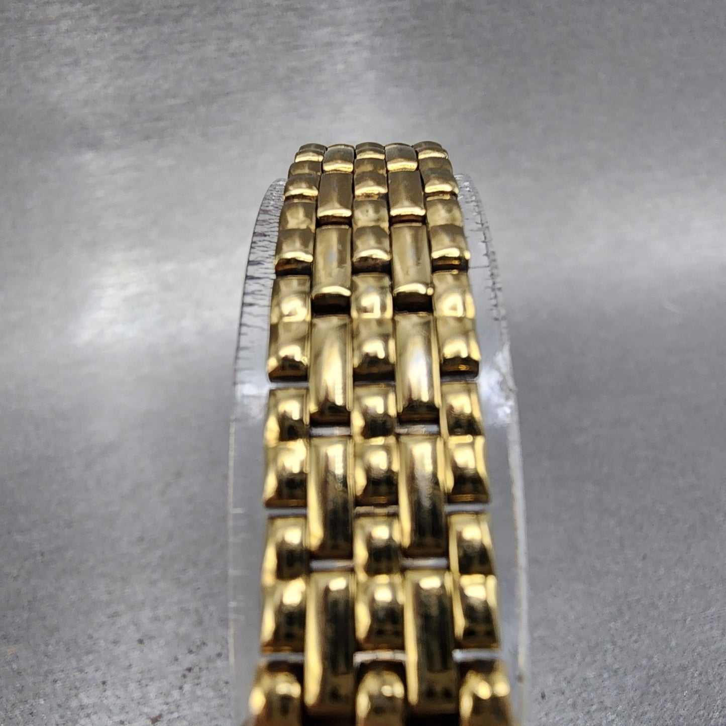 Seiko Tank Watch Women 16mm Champagne Dial Gold Tone 4n005249 New Battery4