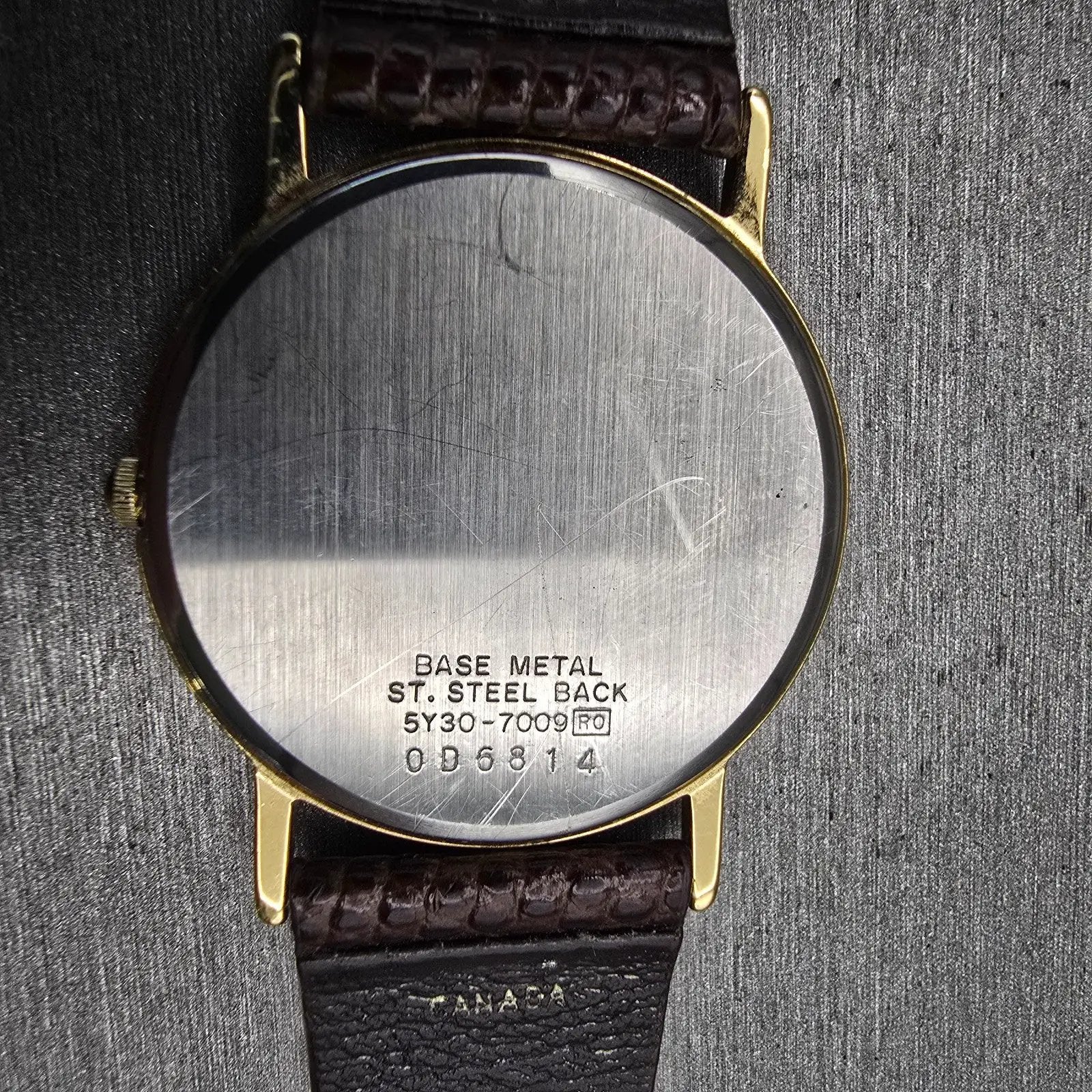 Seiko Watch Men 32mm Gold Dial Gold Tone Round 5Y30-7009 New Battery Vintage10