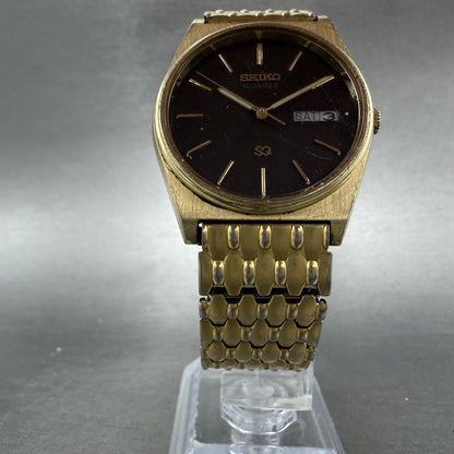 Seiko SQ Watch Men 33mm Black Dial Gold Tone Round Daydate VTG 6923-7039 PARTS6