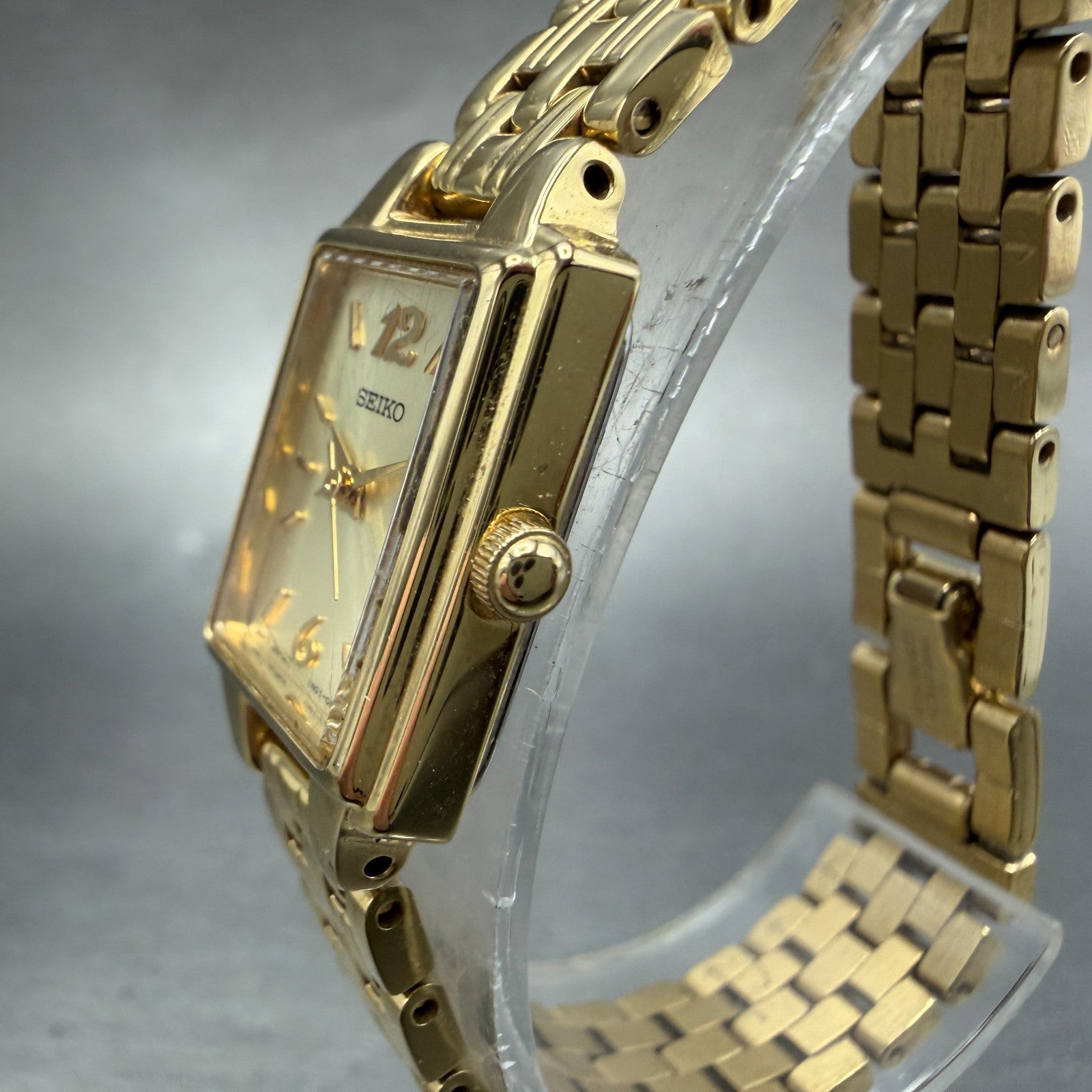 Seiko Tank Watch Women 16mm Champagne Dial Gold Tone 1N01-0FH0 New Battery NMZ3