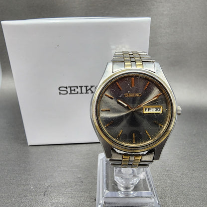 Seiko Watch Men 37mm Gray Dial Two Tone Daydate Round 7N439048 New Battery0