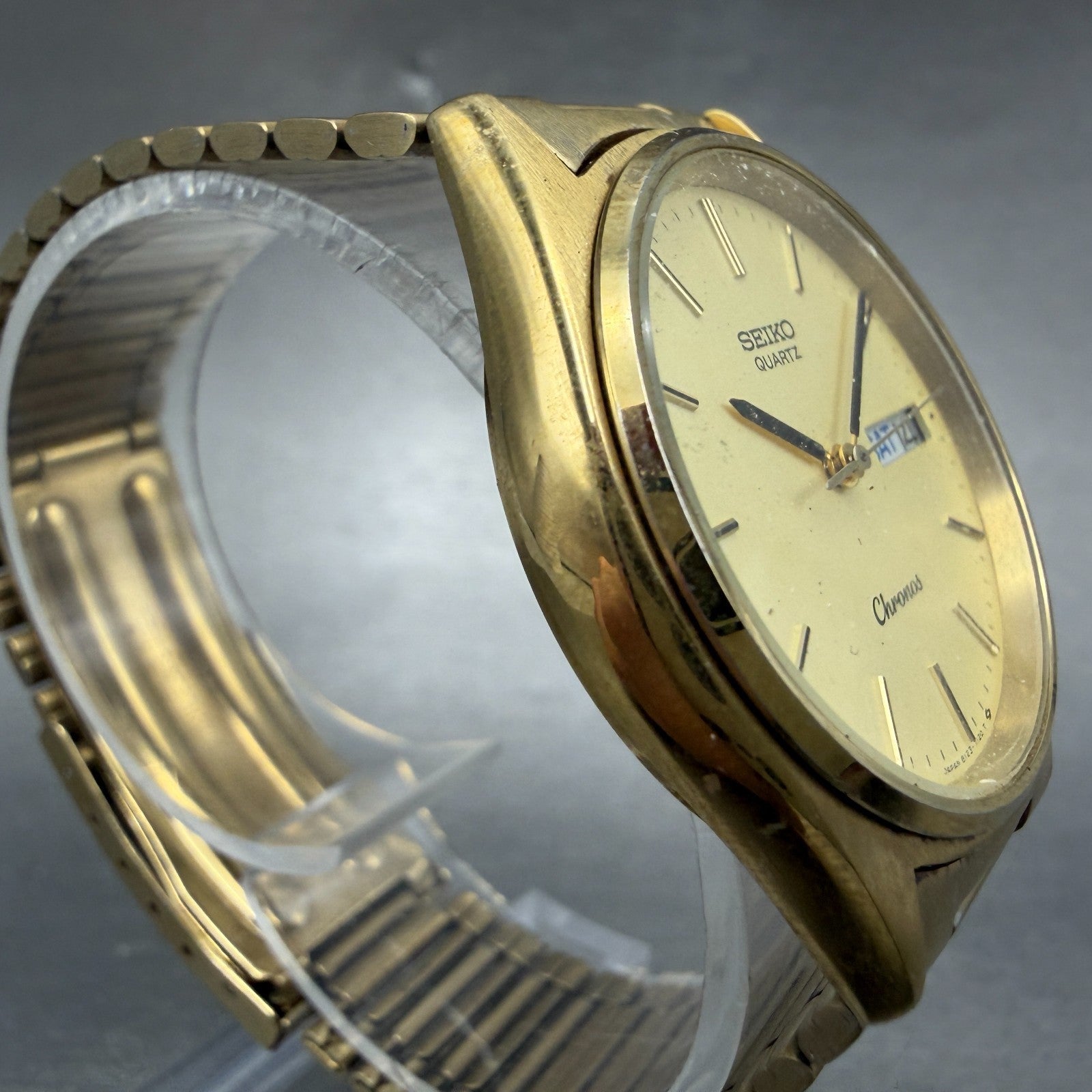 Seiko Chronos Watch Men 33mm Champagne Dial Gold Tone Daydate 8123-7080 PARTS4