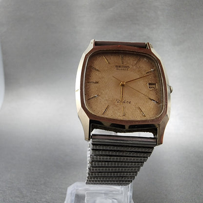 Seiko Dolce Watch Men 29mm Champagne Dial Gold Date Rectangle 9522-5010 PARTS