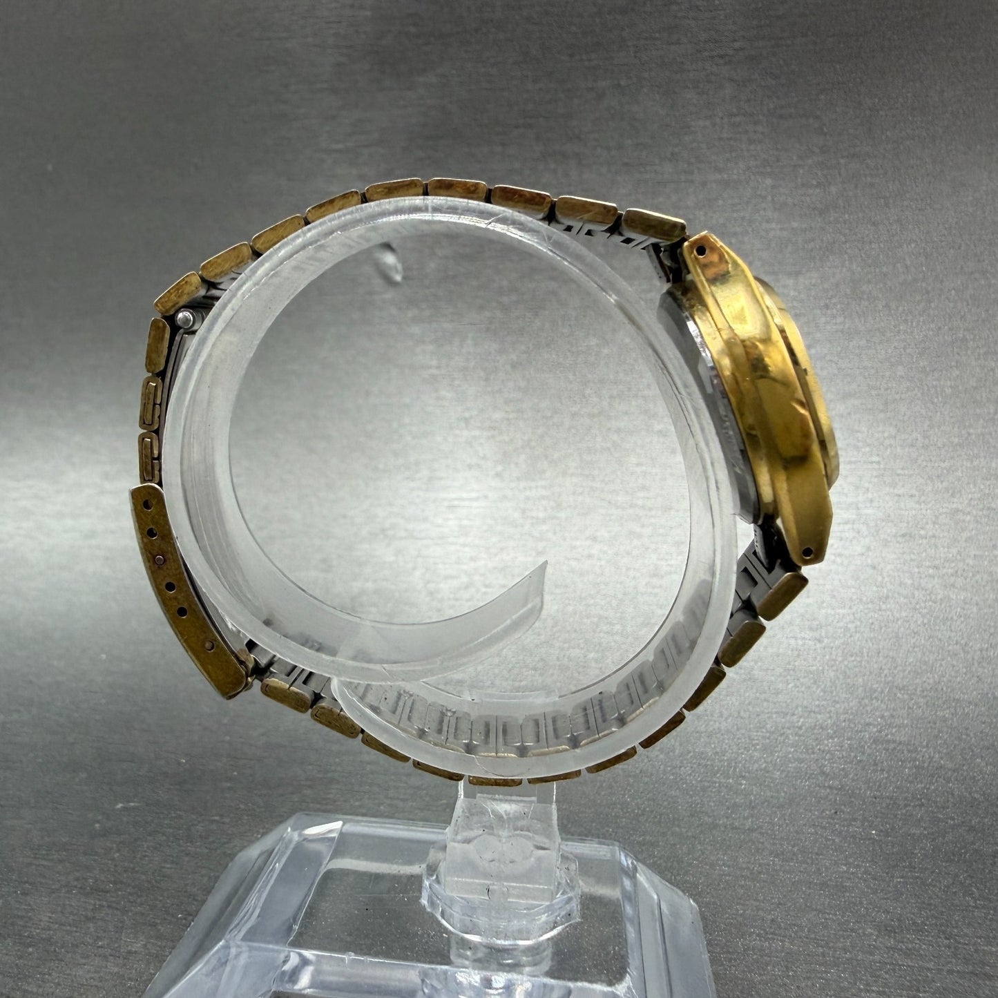 Seiko SQ watch Women 24mm Champagne Dial Gold Tone Daydate 8523-5119 New Battery8