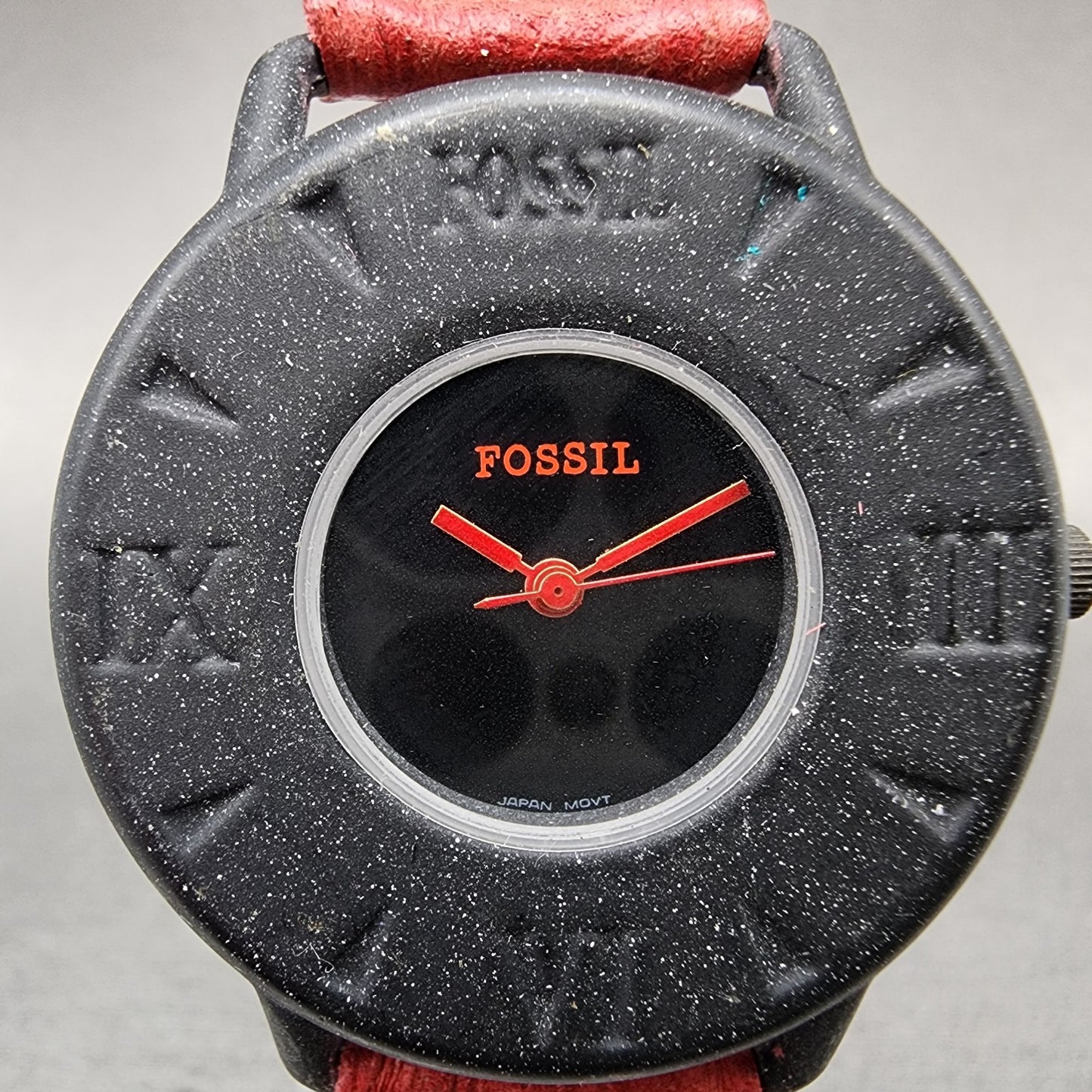 Fossil Watch Women 36mm Black Dial Black Tone Round Red Leather Band New Battery1