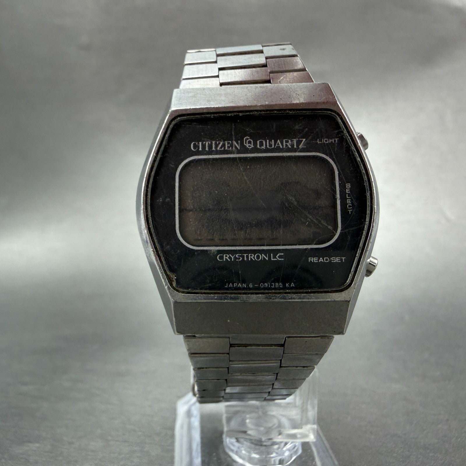 Citizen CQ Watch Men 34mm Digital LCD Silver Tone Alarm Chrono 4-097718 PARTS6