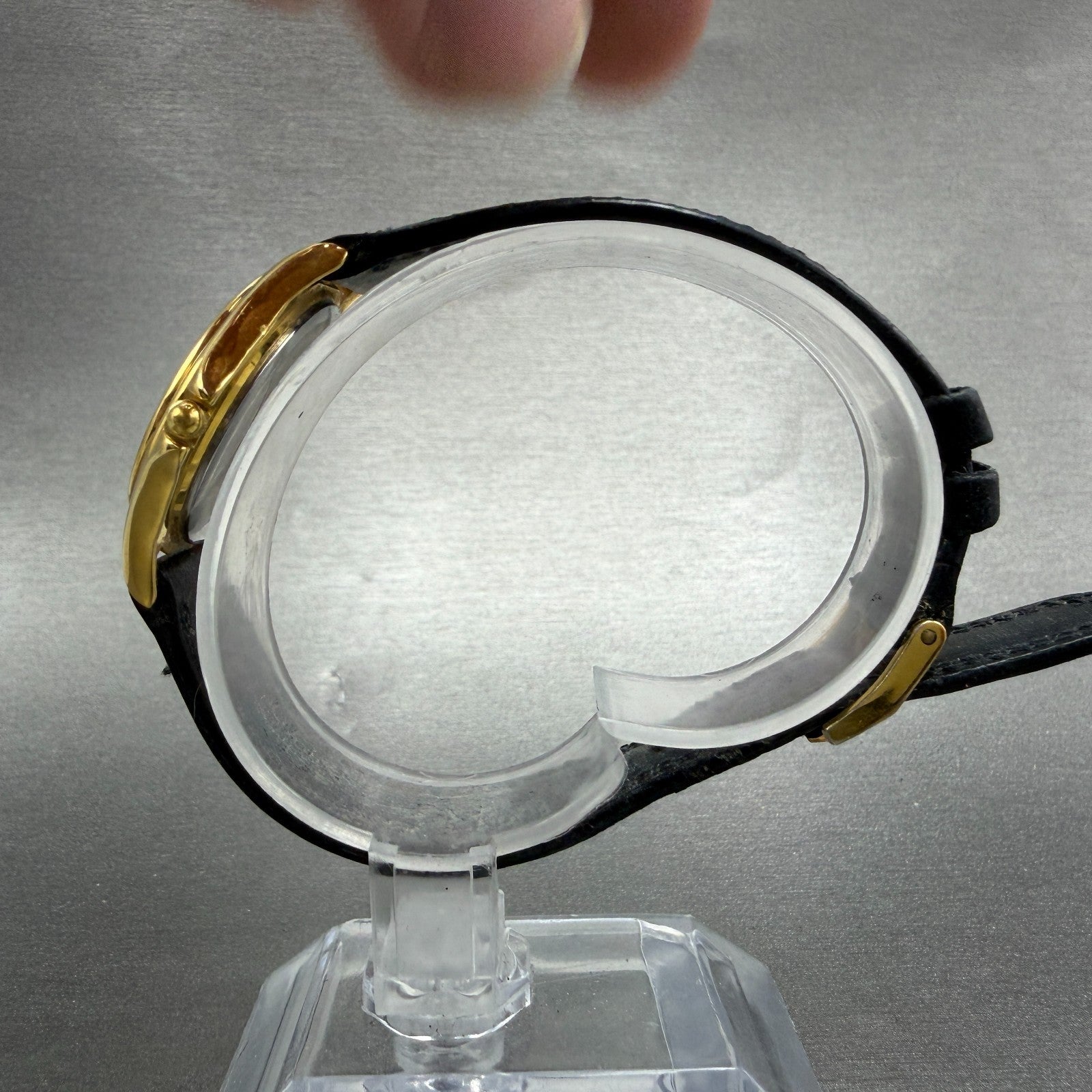 Movado Museum Watch Women 28mm Black Dial Gold Tone Round 87D1823 PARTS7