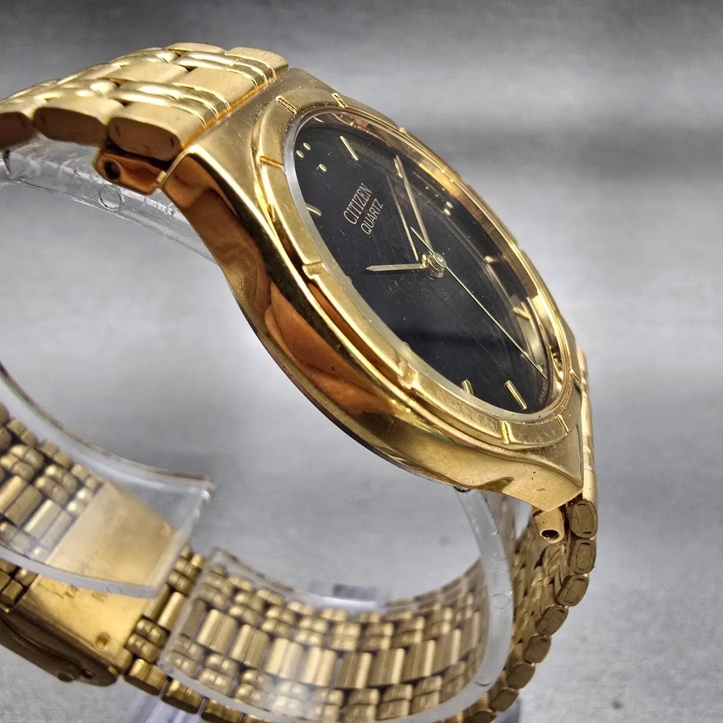Citizen Watch Men 30mm Black Dial Gold Tone Round 6031-K06584 New Battery3